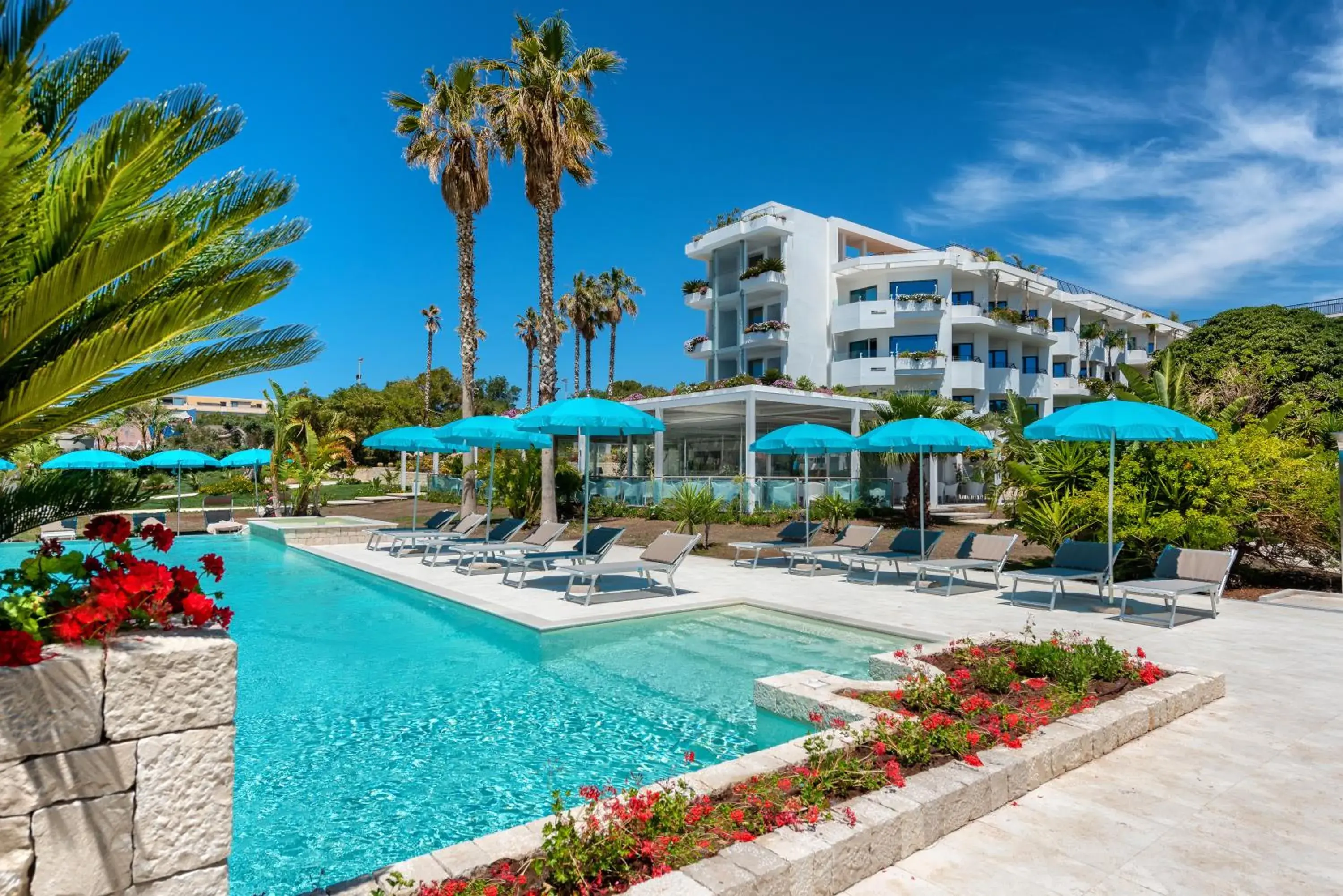 Property building, Swimming Pool in Acacia Palace