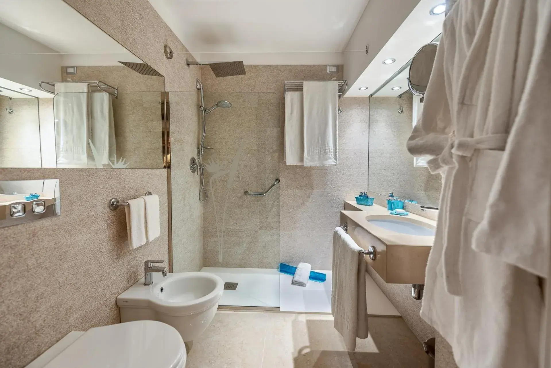 Shower, Bathroom in Acacia Palace
