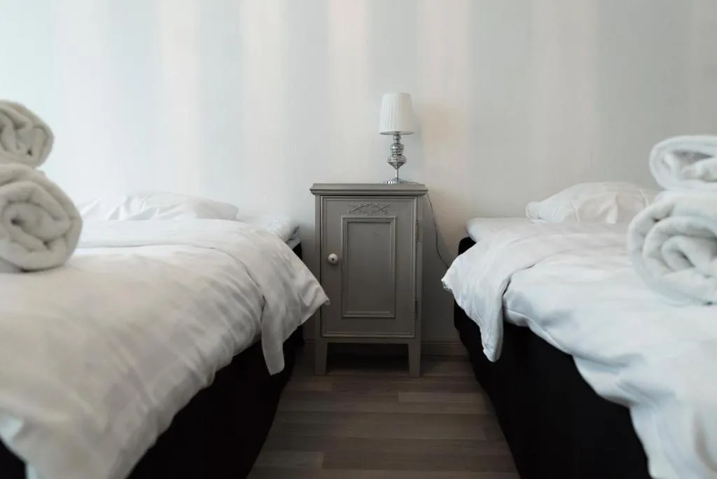 Bed in Hotel Alexander