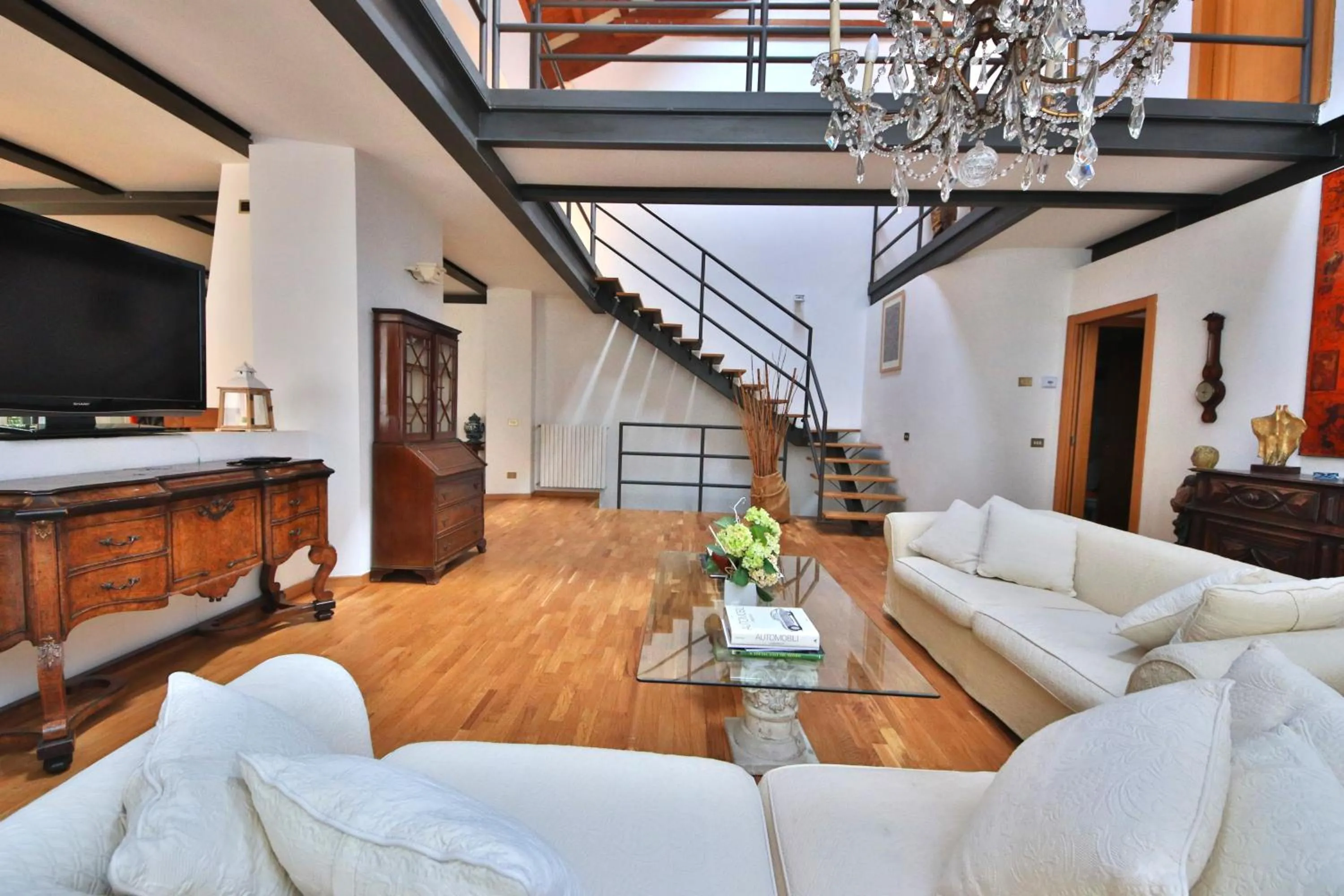 LOFT by KlabHouse