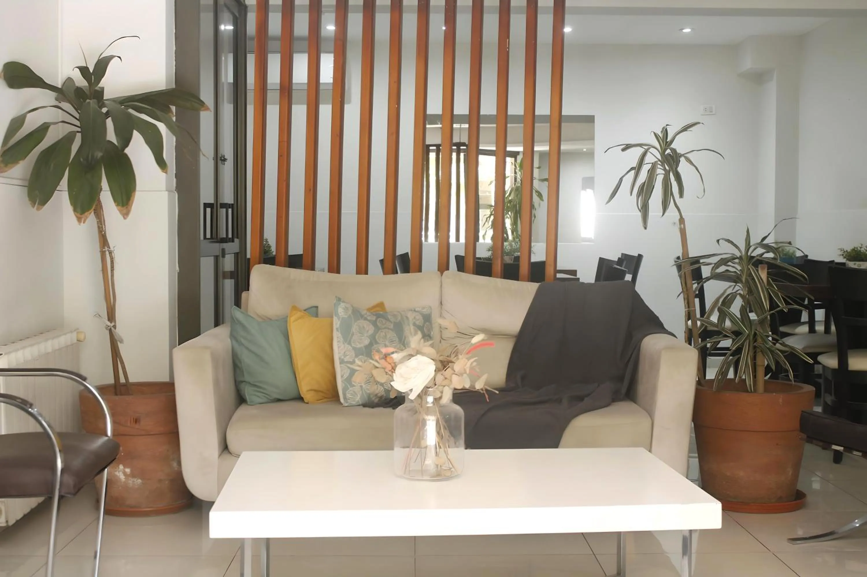 Seating area in Hotel Sienna