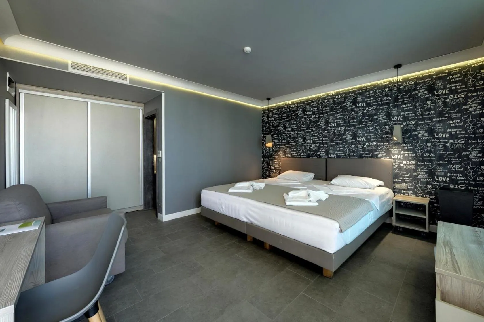 Bed in Barocco Wave Hotel