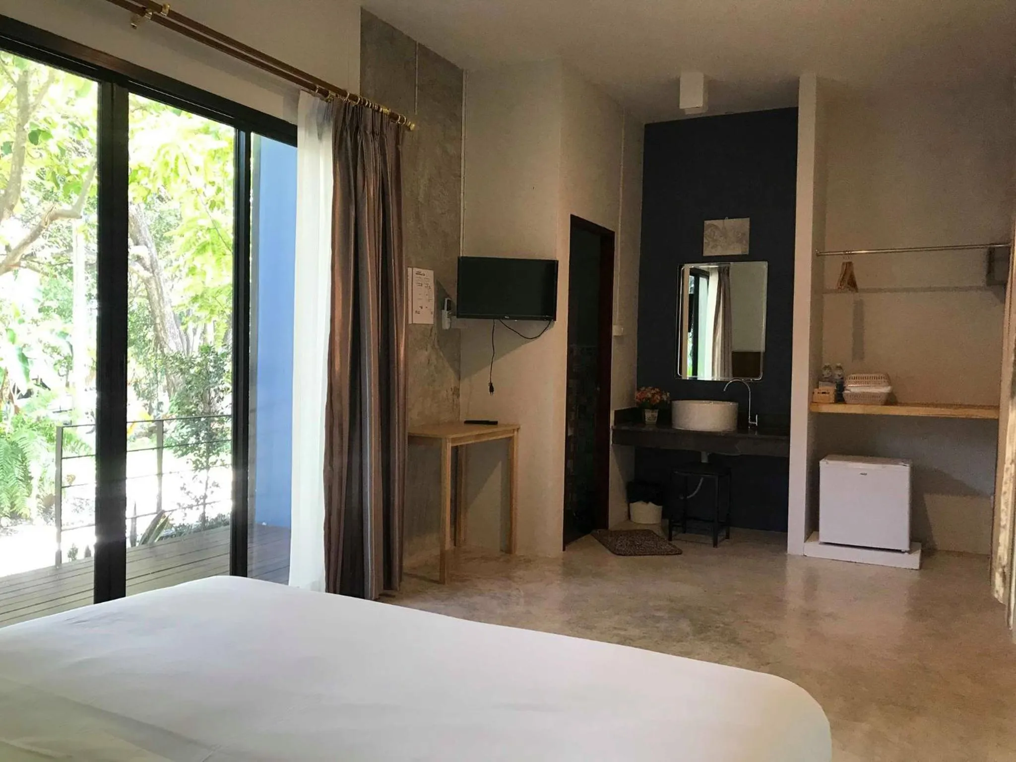 Bed in The Monkey Resort Donheang