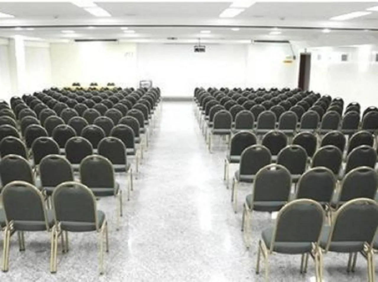 Meeting/conference room in Alves Hotel