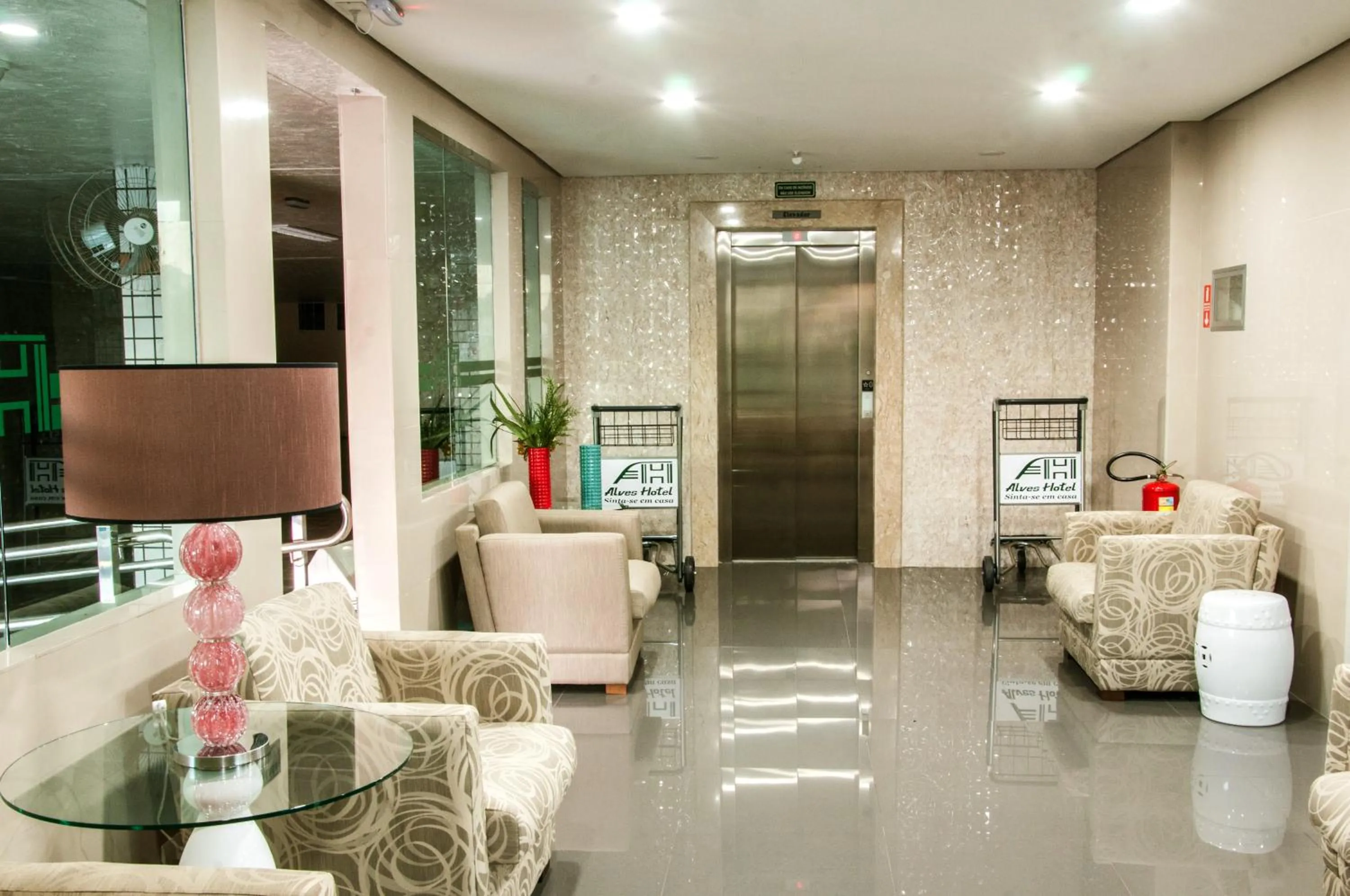 Lobby or reception in Alves Hotel
