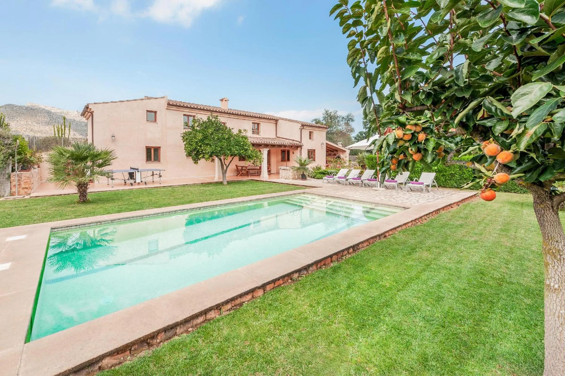 Villa Nou
