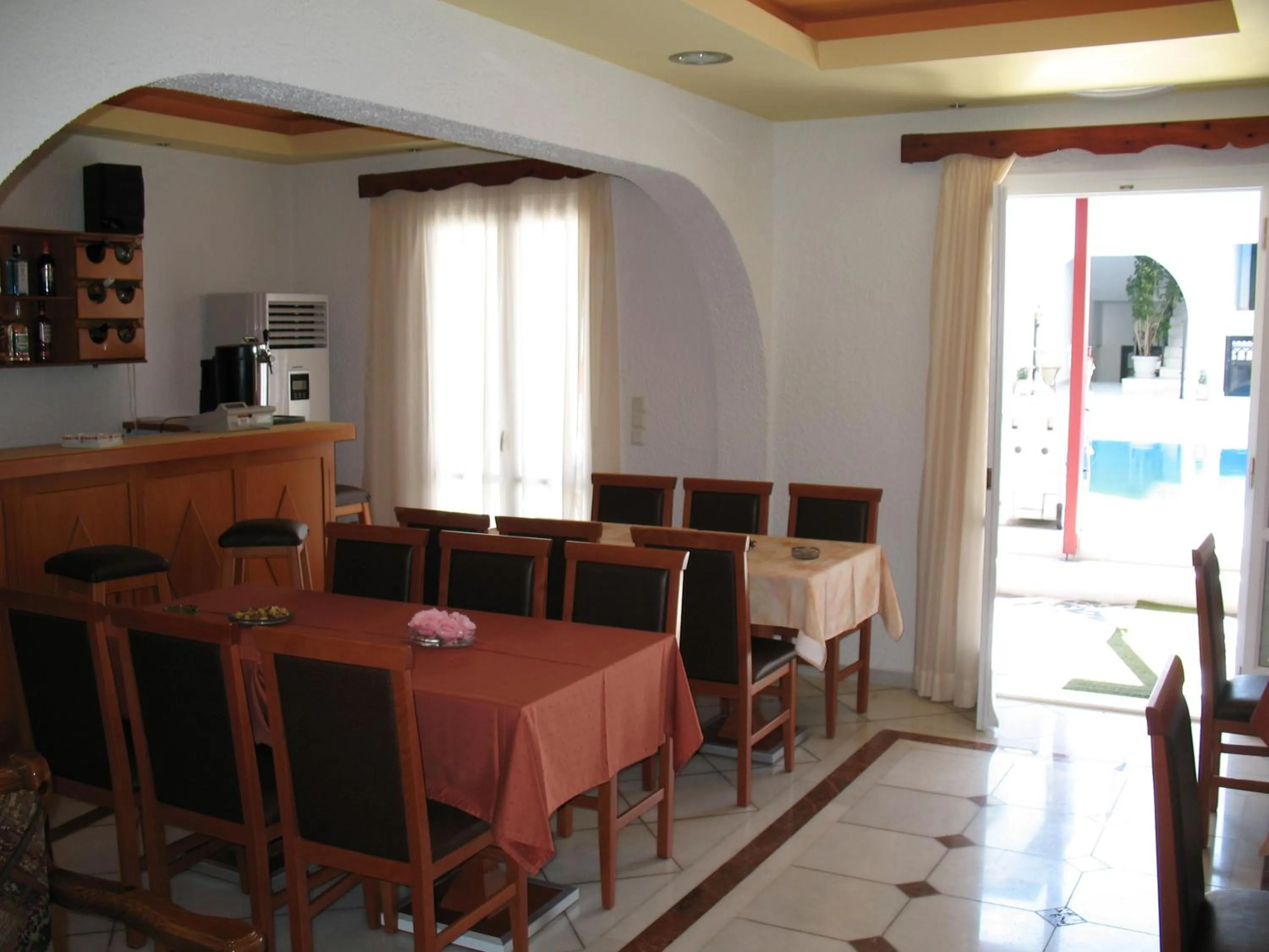 Lounge or bar in Iliovasilema