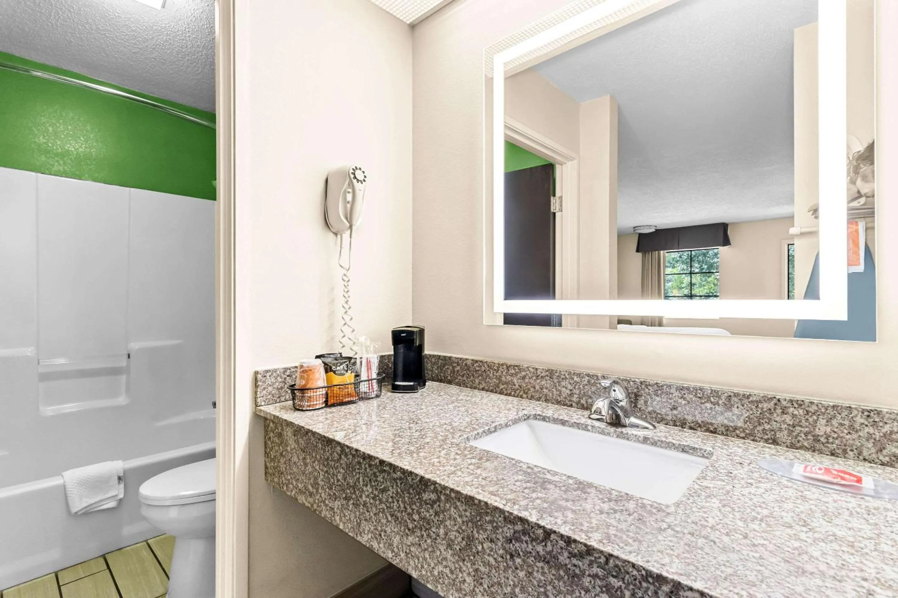 Bedroom in Econo Lodge