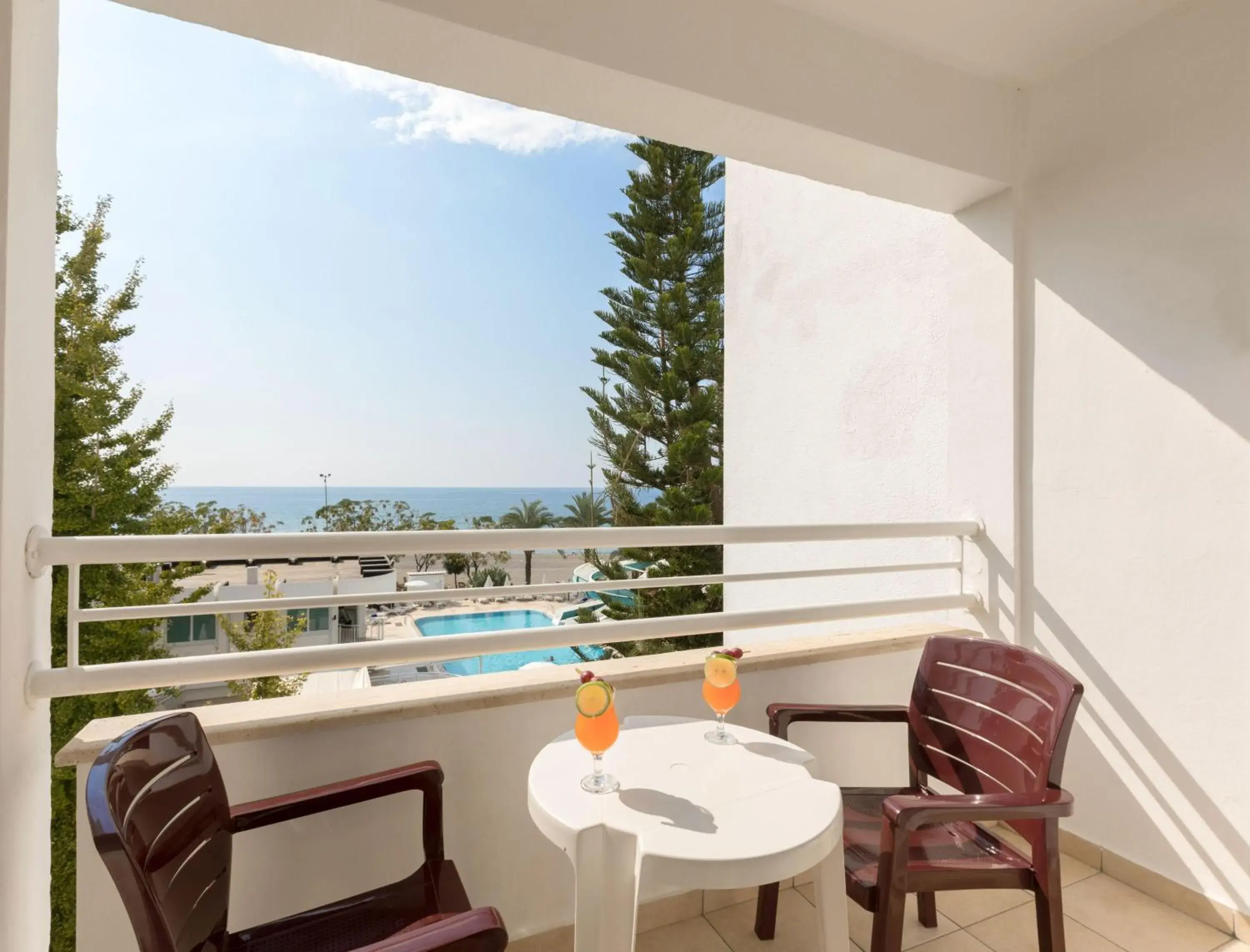 Bathroom, Balcony/Terrace in Labranda Alantur