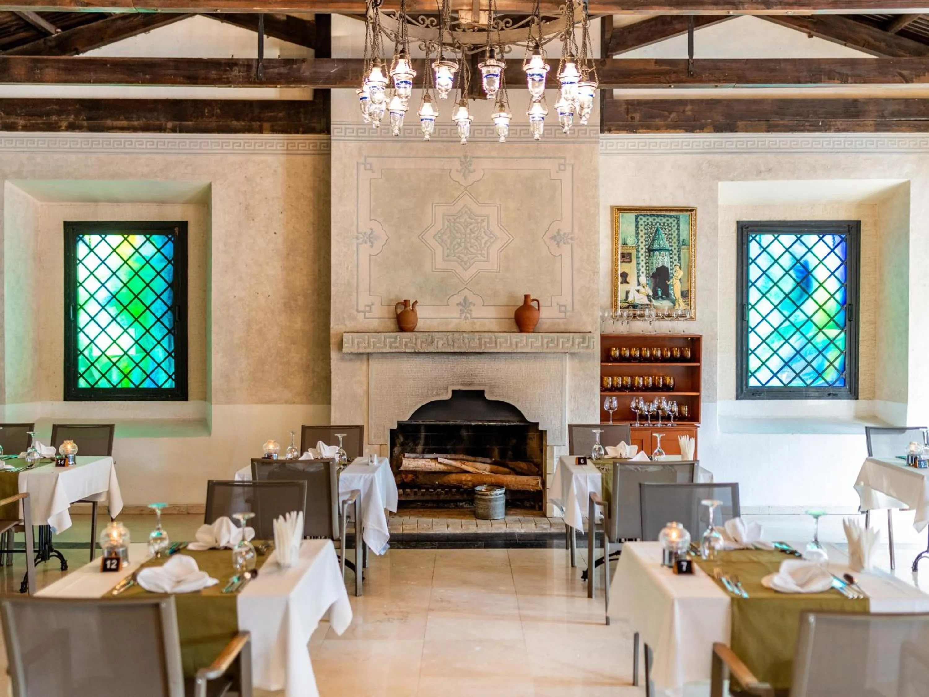 Restaurant/places to eat in Labranda Alantur