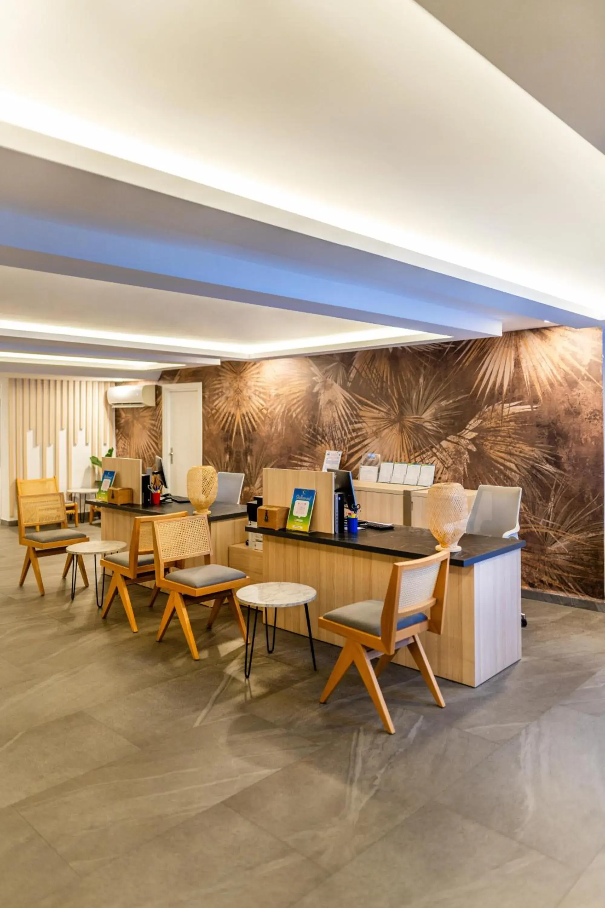 Lobby or reception, Restaurant/Places to Eat in Labranda Alantur