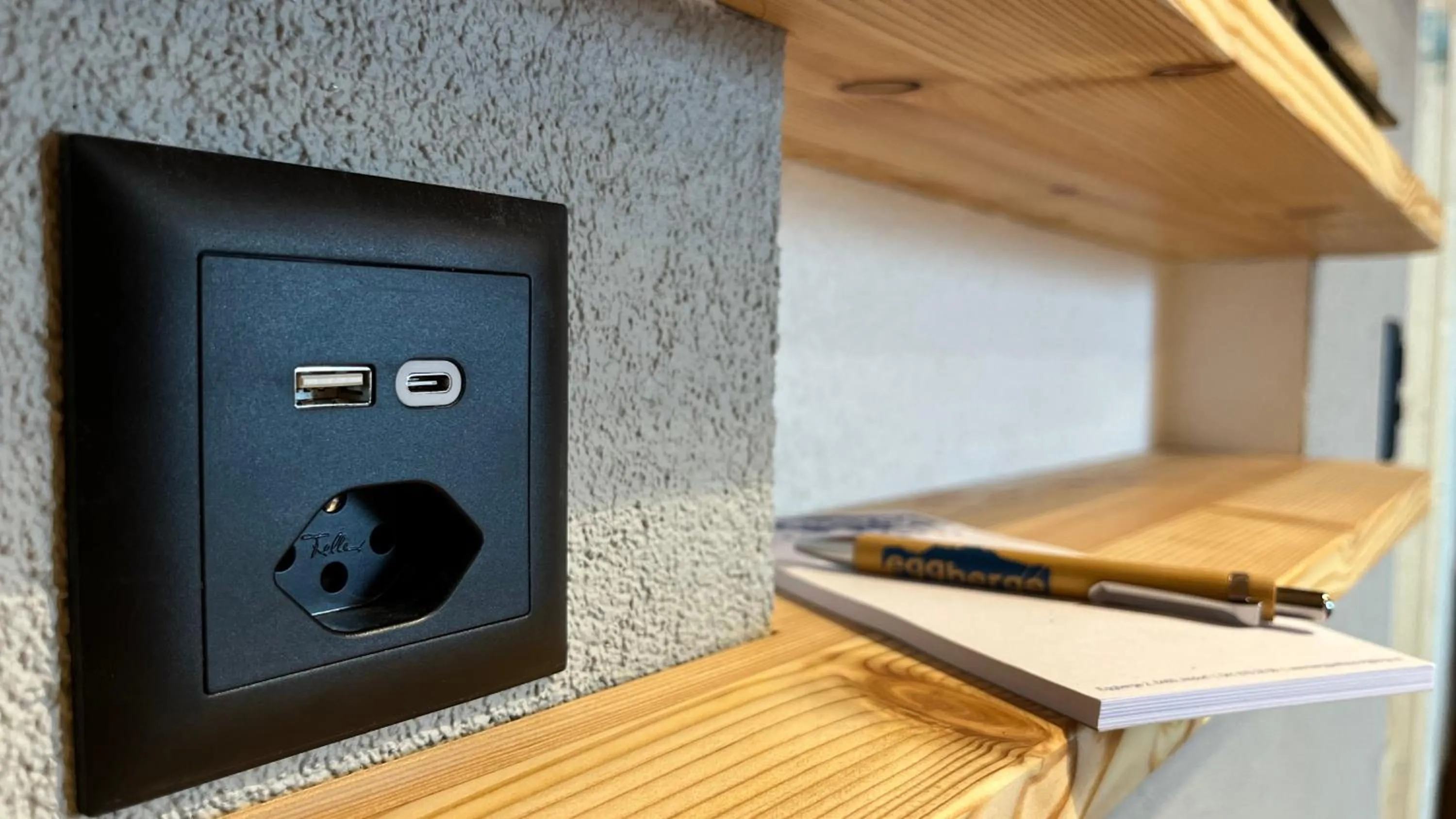 Berggasthaus Eggberge - Boutique Mountain Hotel - Access via Cablecar