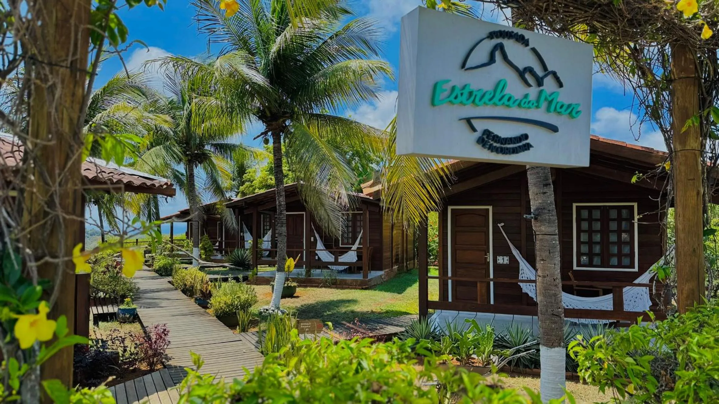 Facade/entrance in Pousada Estrela do Mar Noronha by Alto da Ilha