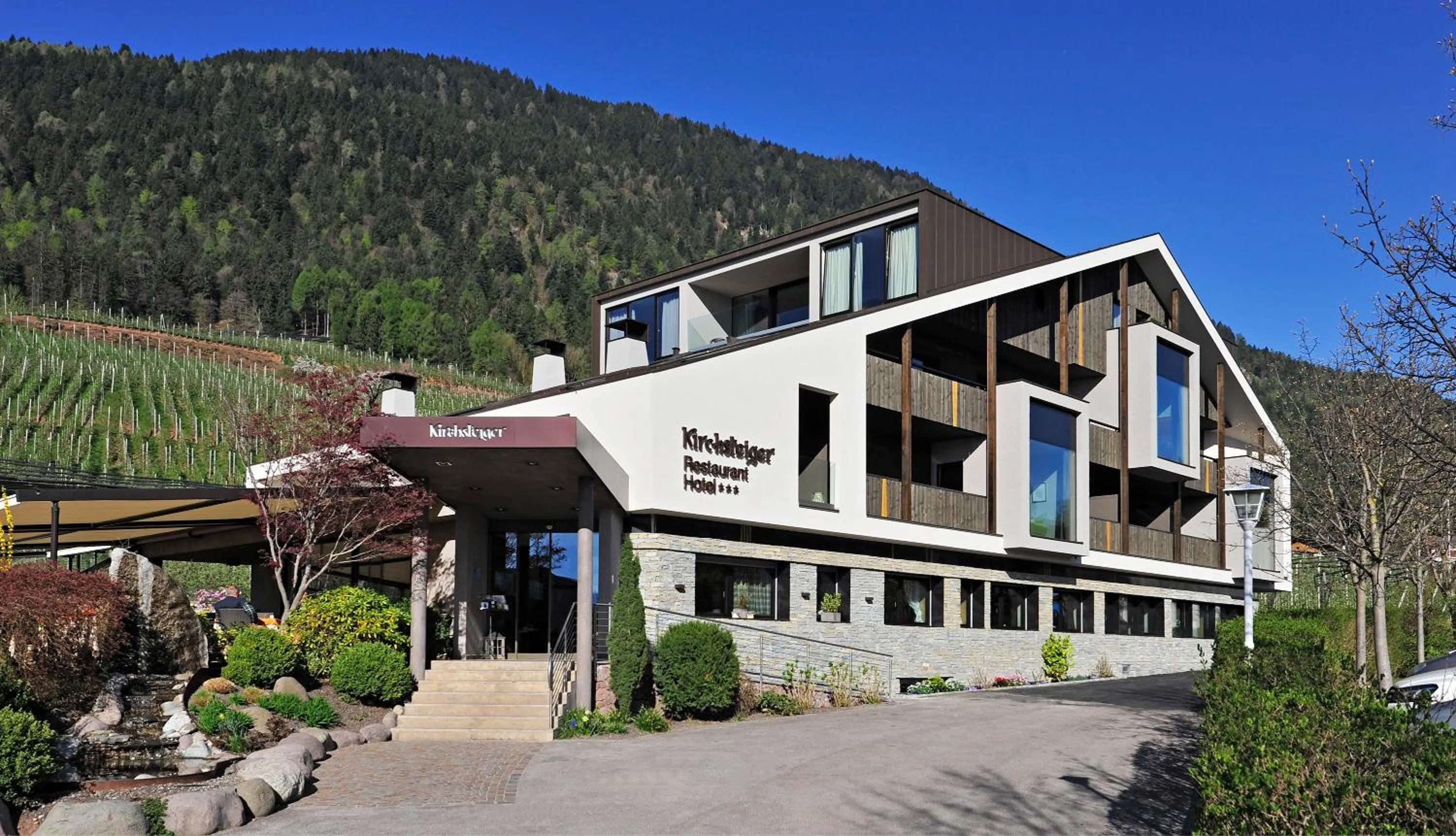 Facade/entrance in Hotel Restaurant Kirchsteiger