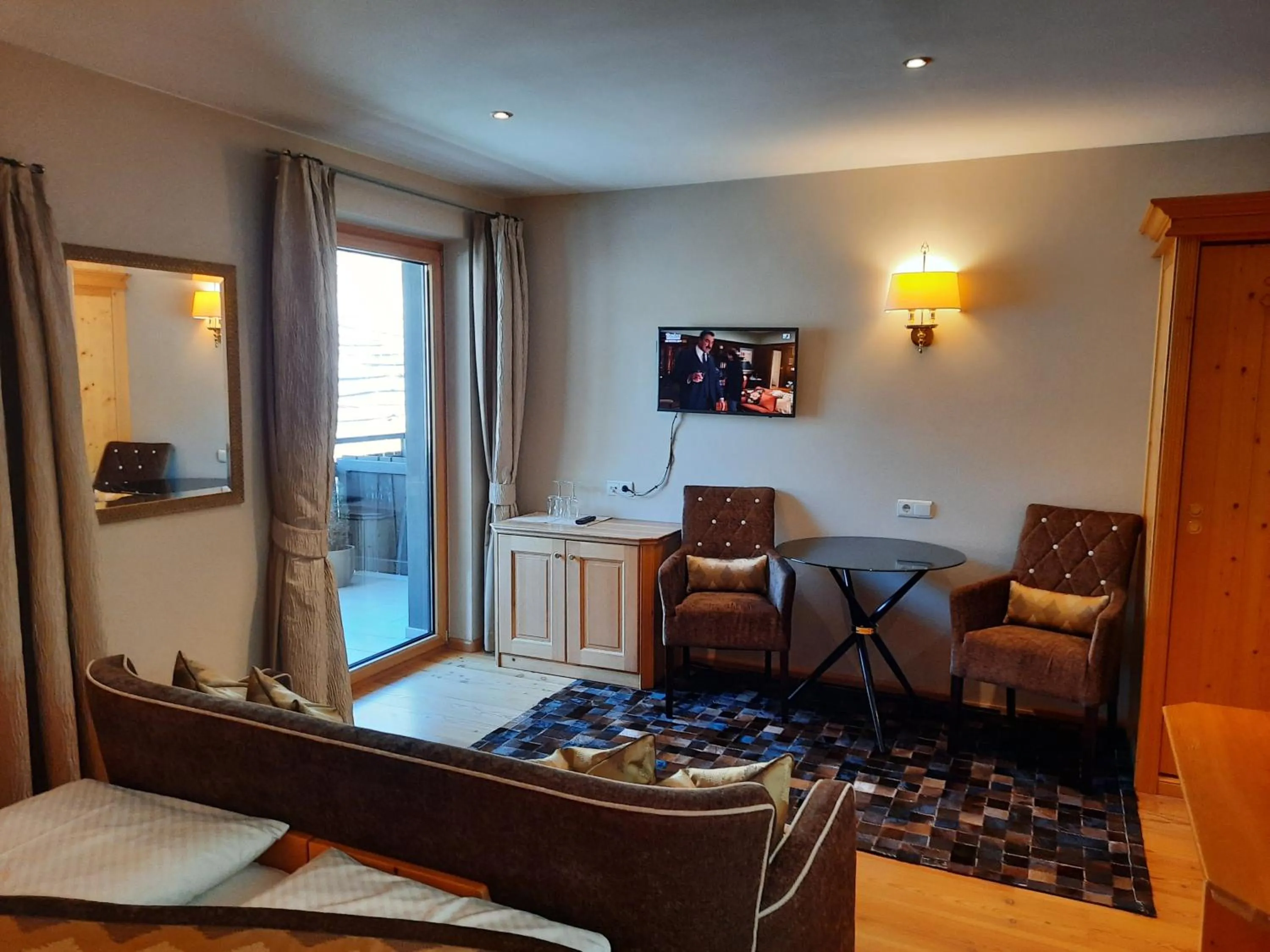 Photo of the whole room, Bed in Hotel Restaurant Kirchsteiger