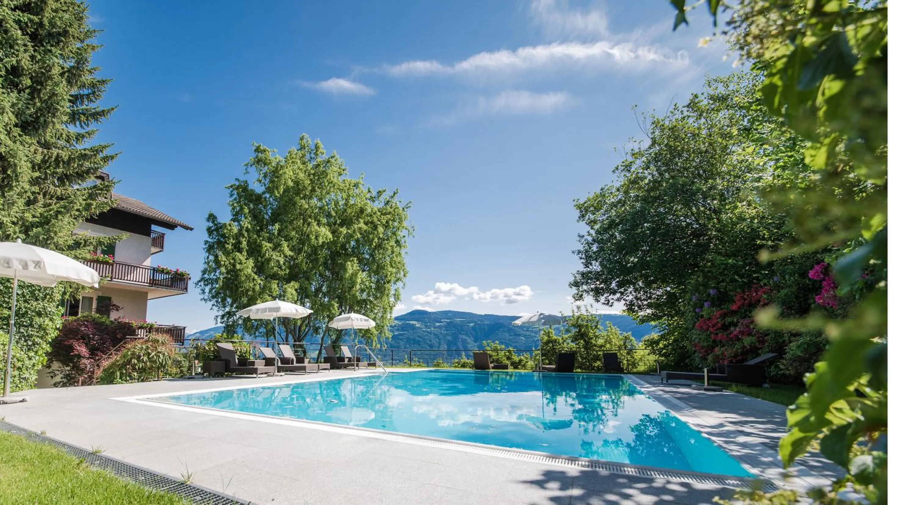 Swimming pool in Hotel Restaurant Kirchsteiger