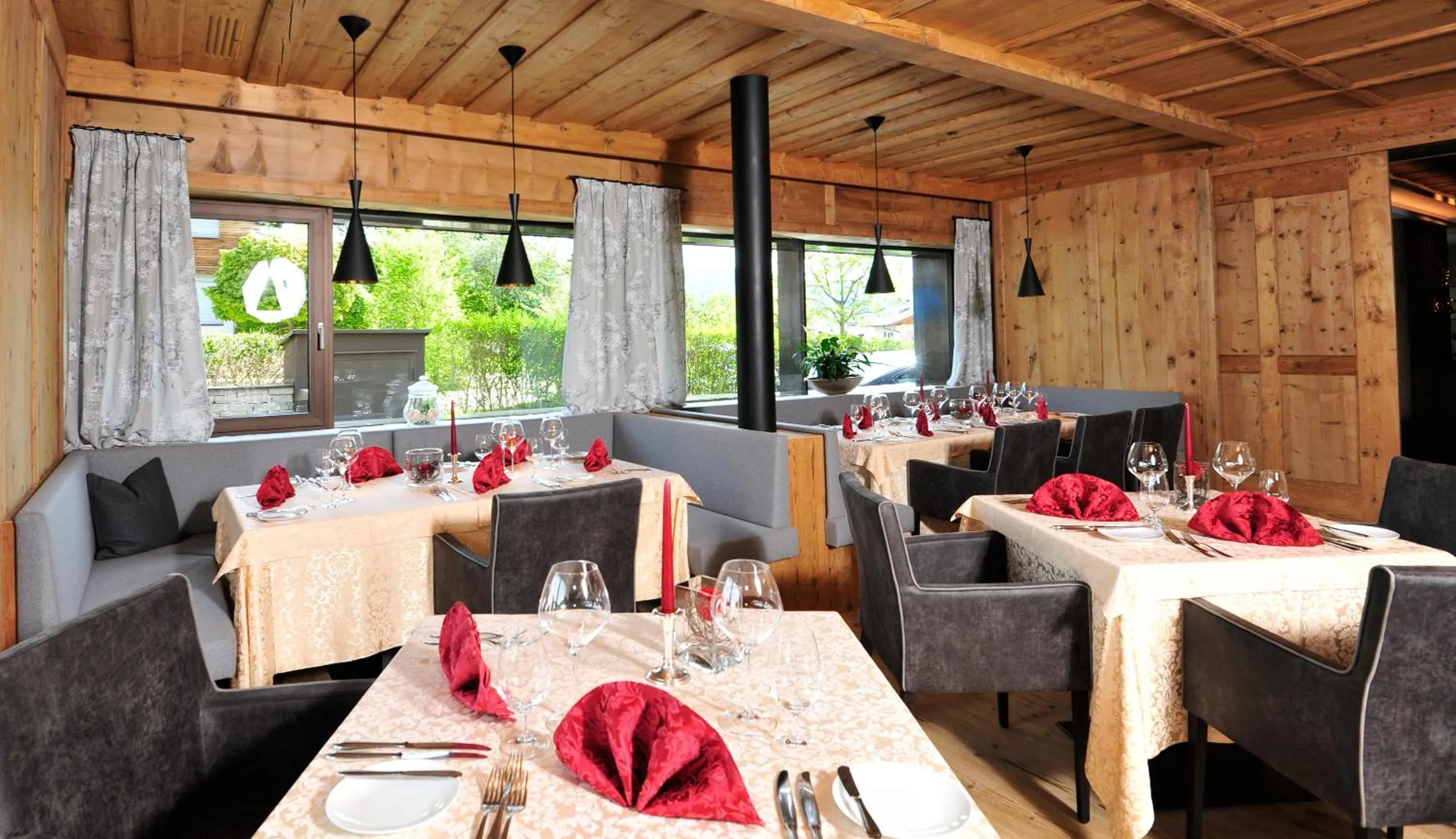 Restaurant/places to eat in Hotel Restaurant Kirchsteiger