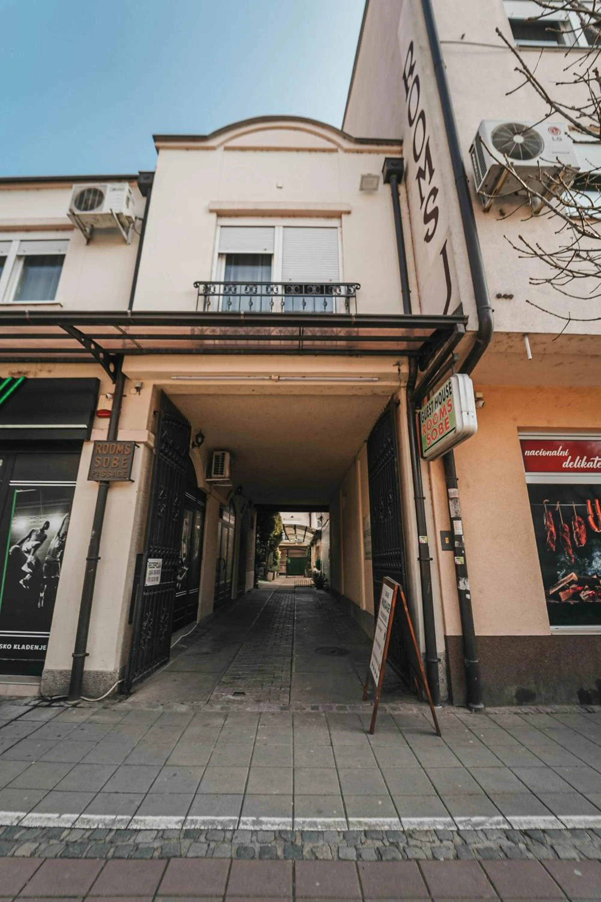 Street view in Passage