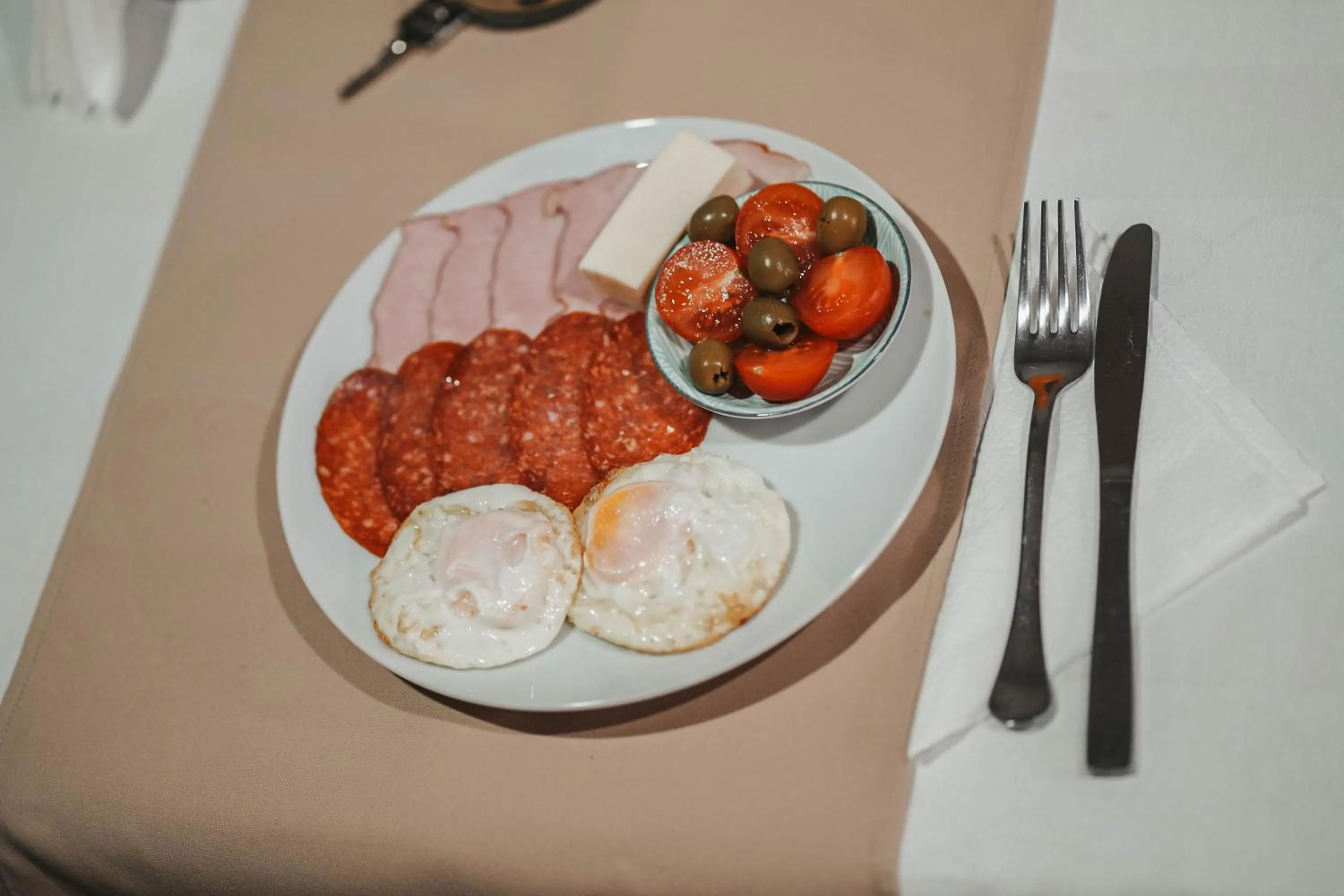 Breakfast in Passage