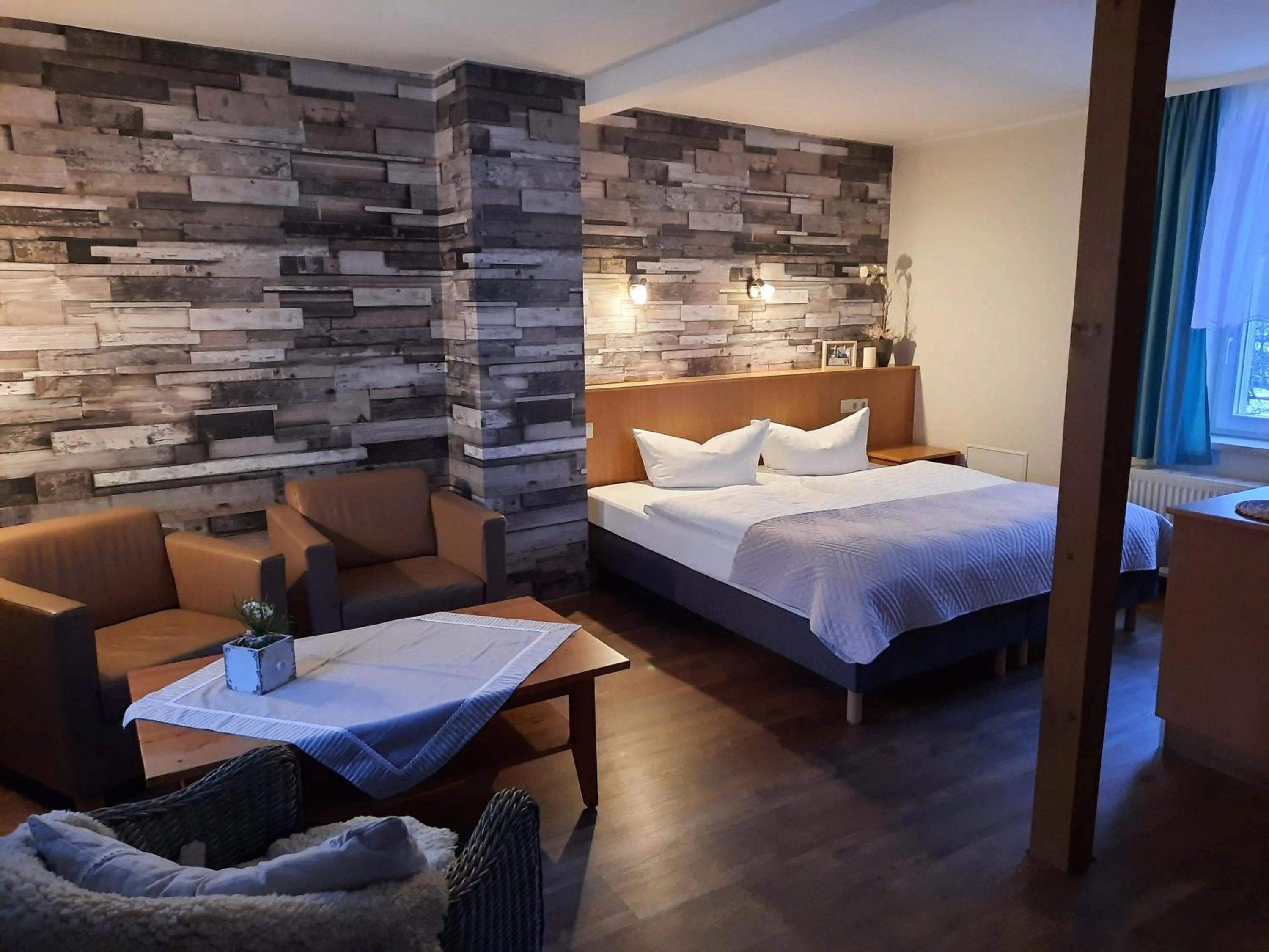 Photo of the whole room, Bed in Pension Kastanienhof