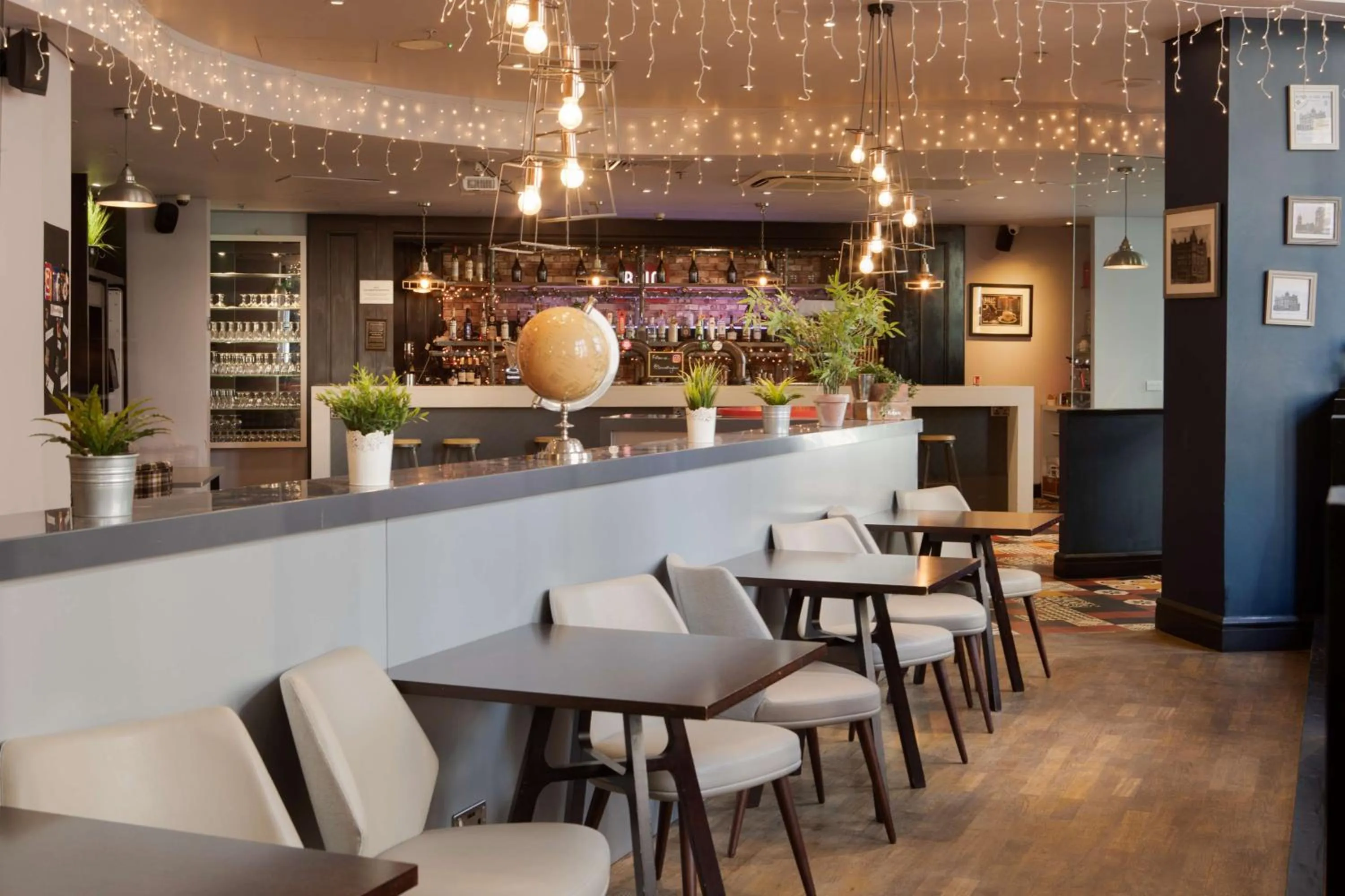 Restaurant/places to eat in Hilton Nottingham Hotel