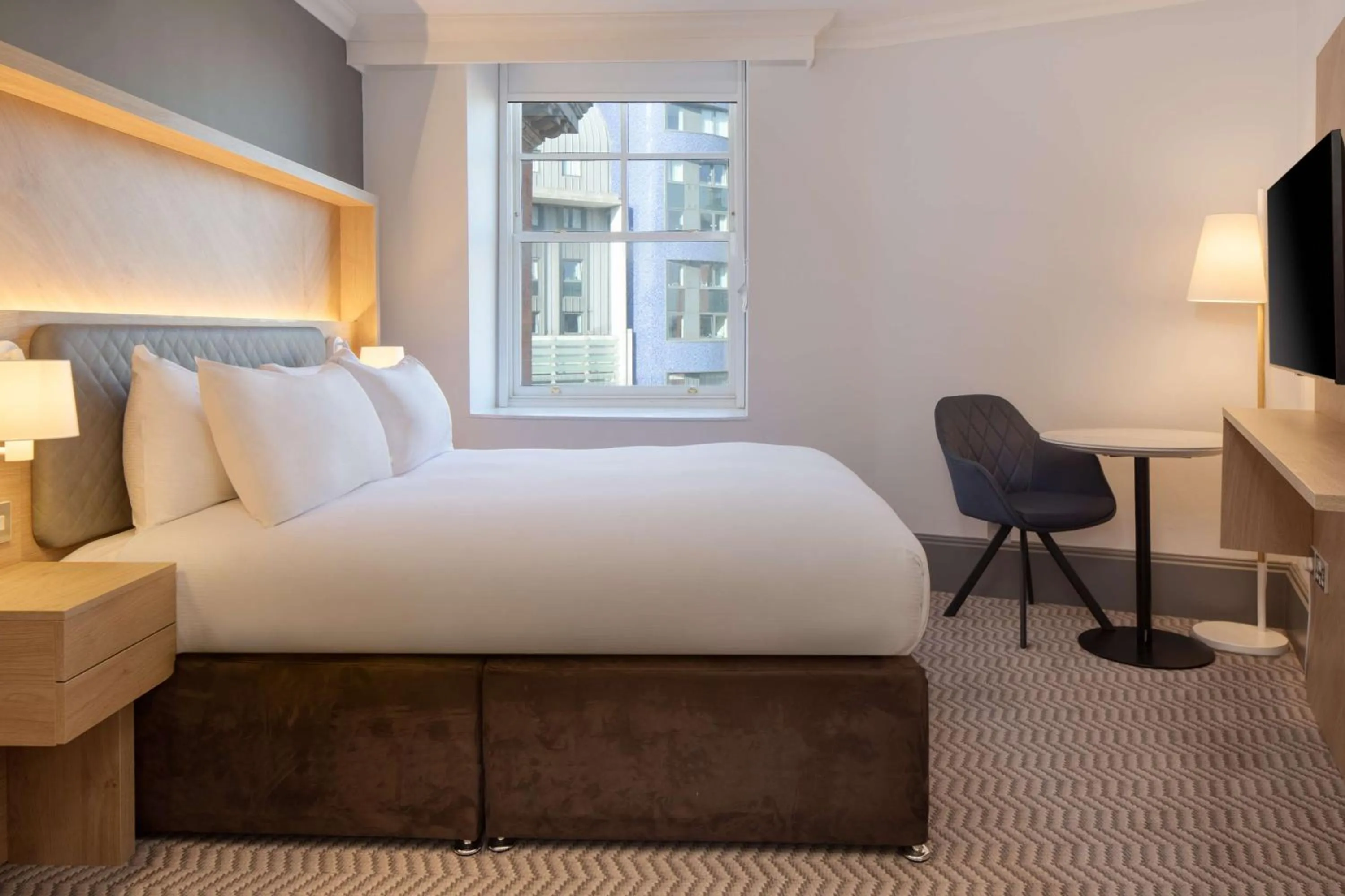 Bed in Hilton Nottingham Hotel