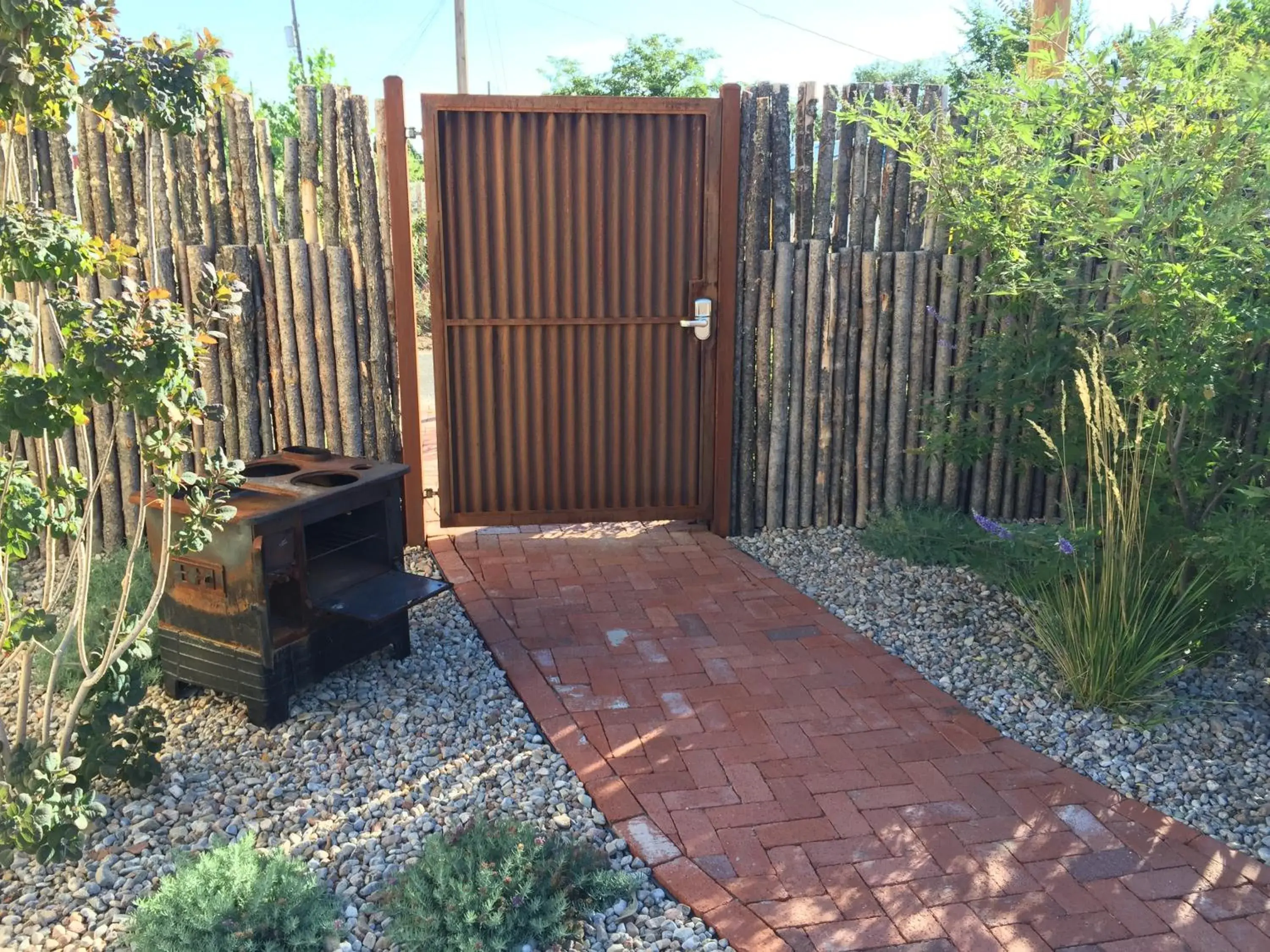 Facade/entrance in Painted Lady Bed & Brew Facade/entrance in Painted Lady Bed & Brew