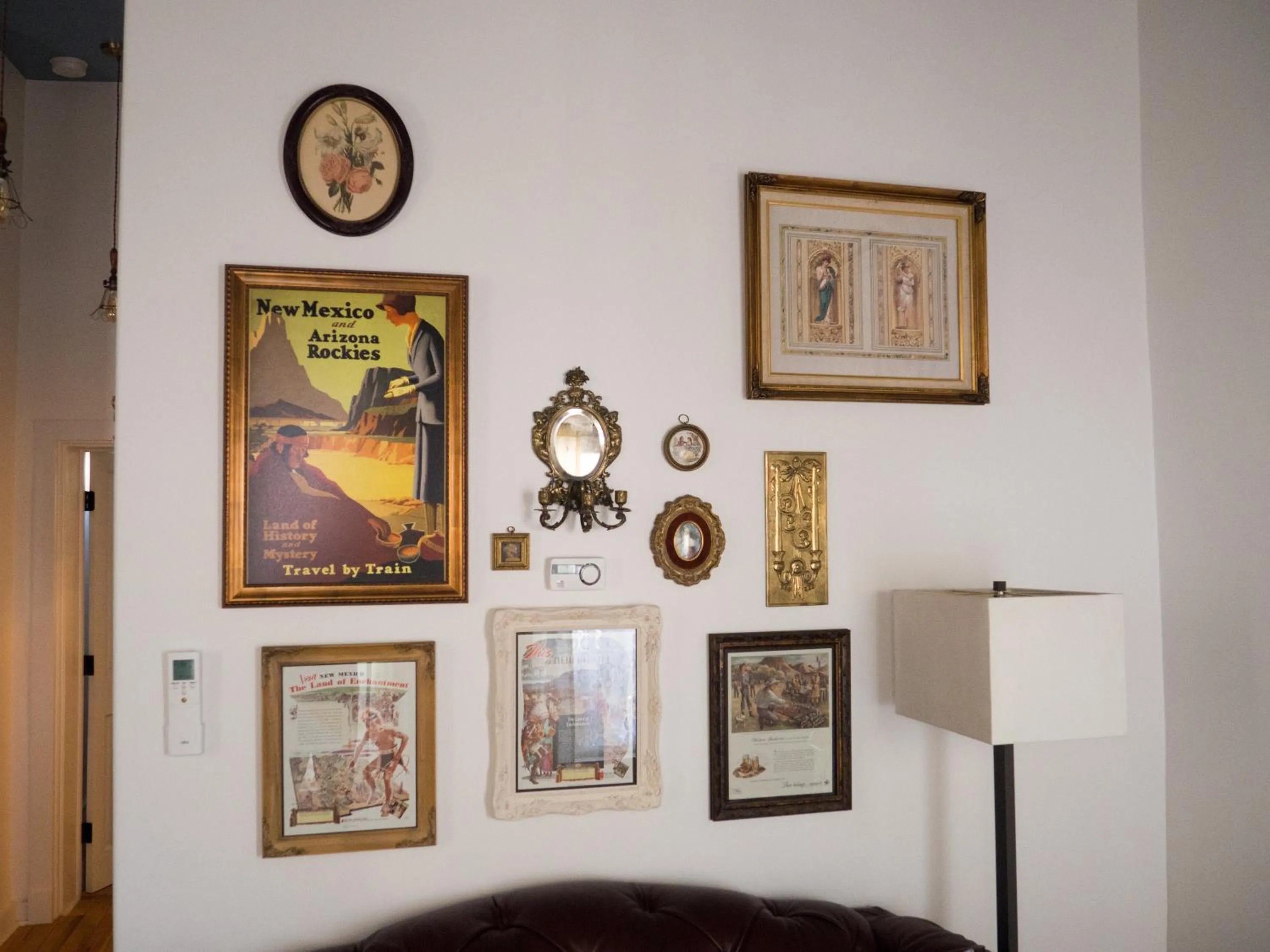 Decorative detail in Painted Lady Bed & Brew