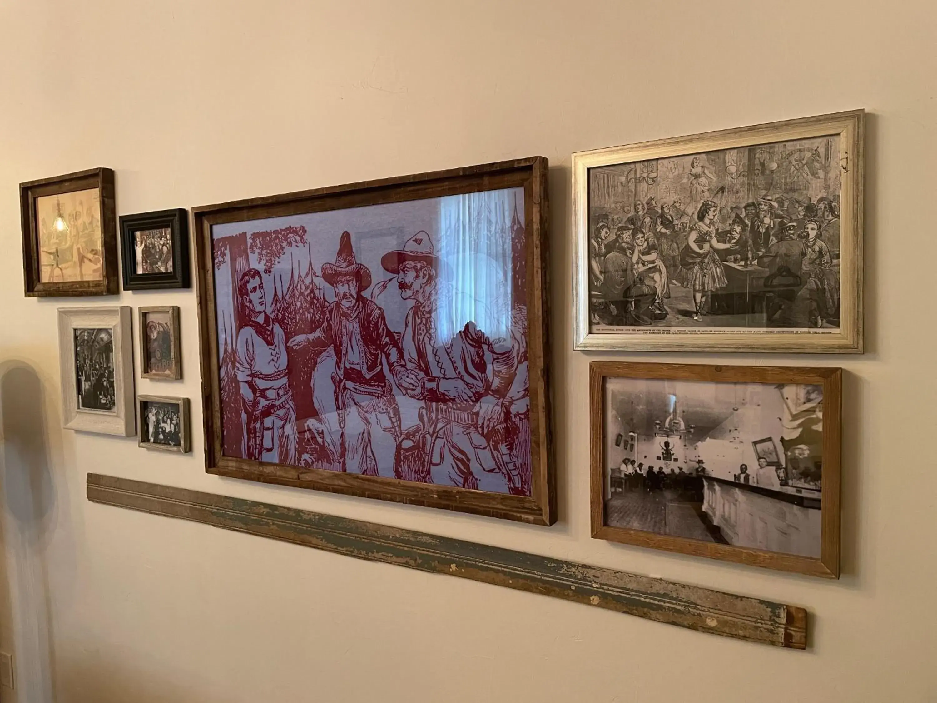 Decorative detail in Painted Lady Bed & Brew Decorative detail in Painted Lady Bed & Brew