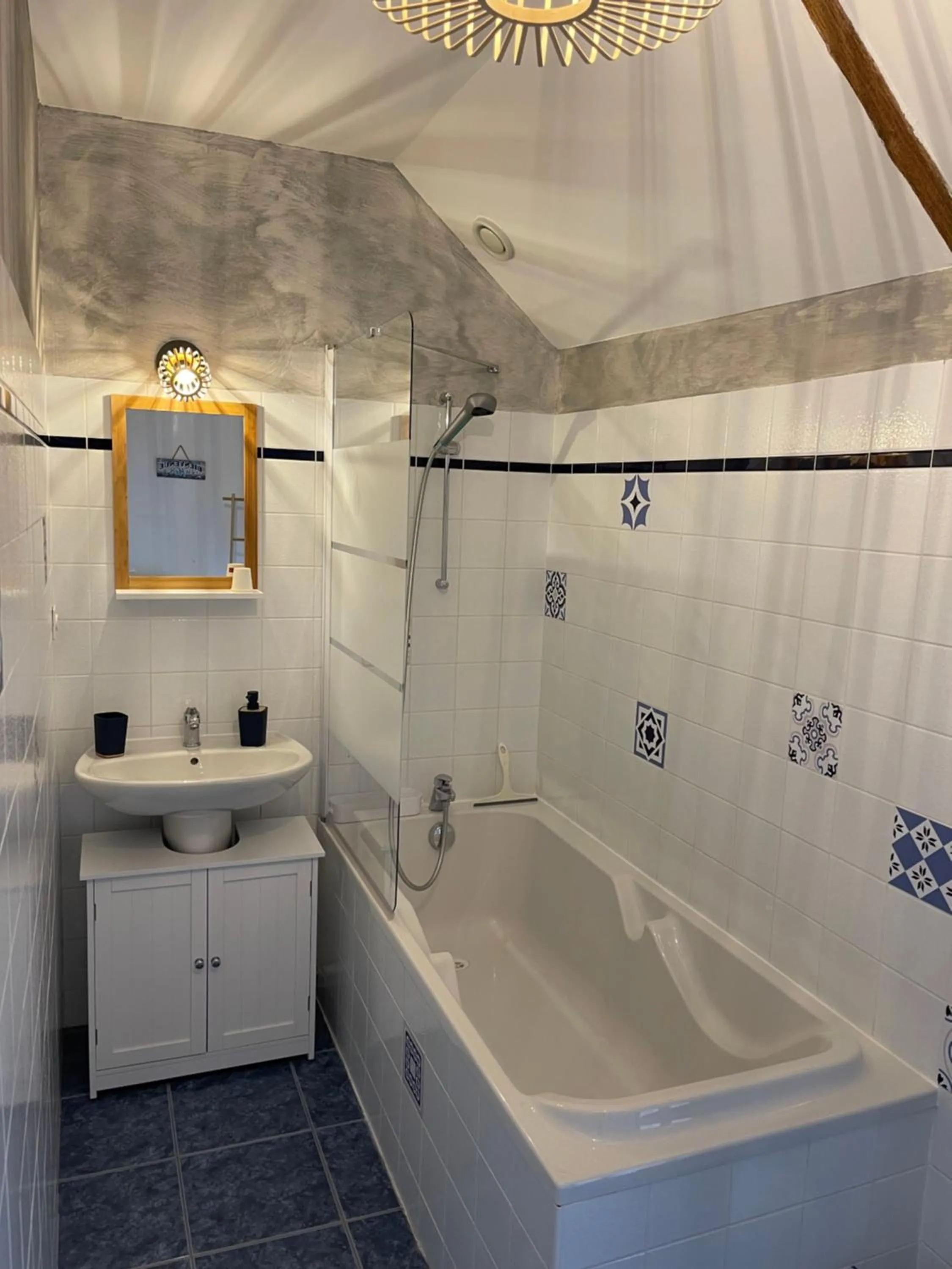 Toilet in Le Haut Pont de la Baie