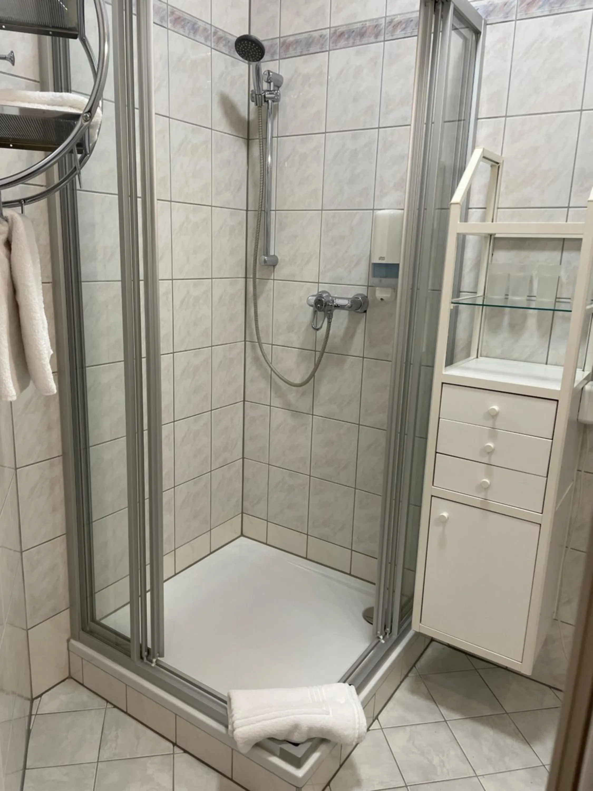 Bathroom in Gasthof Schwabl Wirt