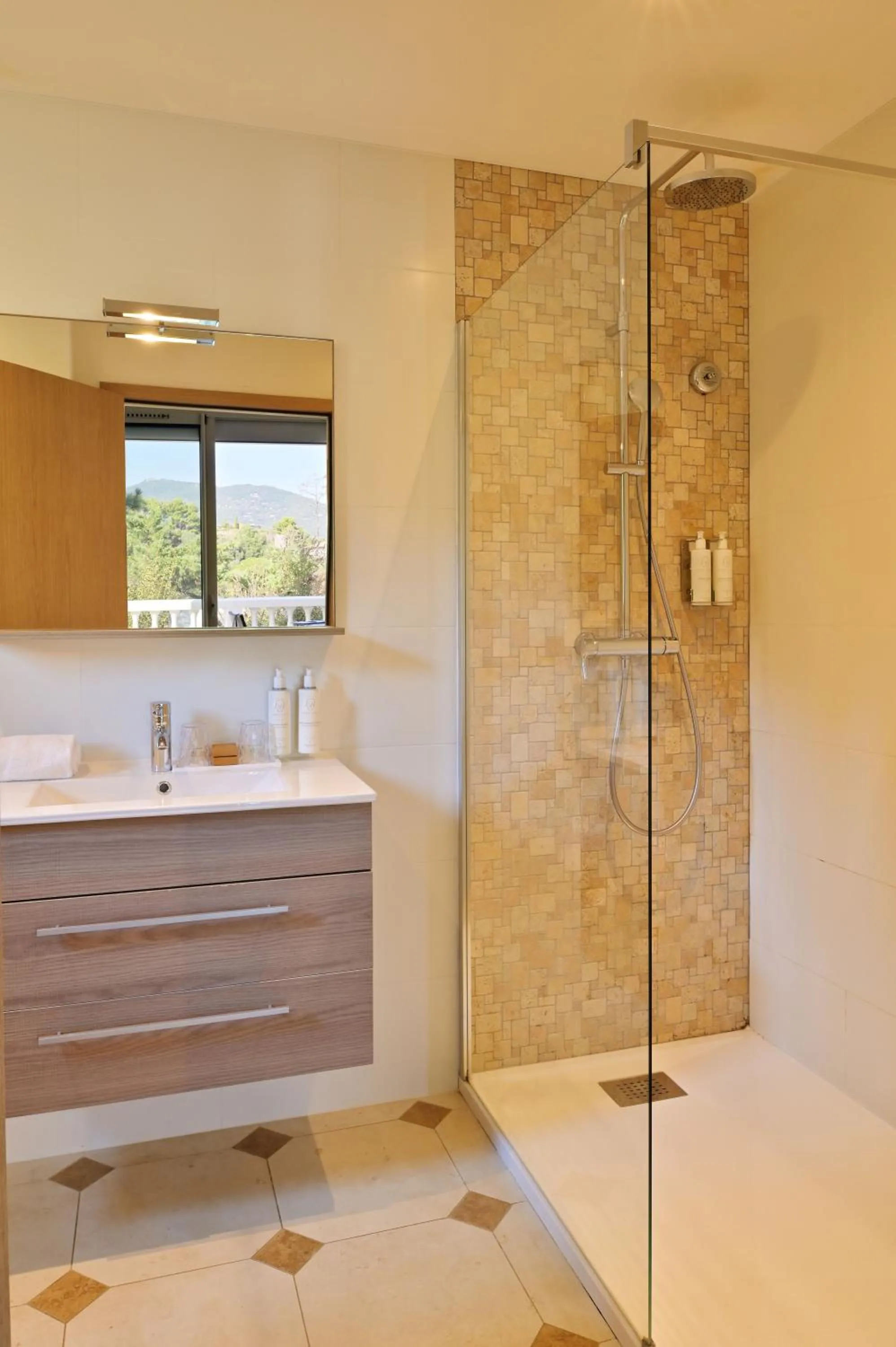 Bathroom in Hotel Bartaccia