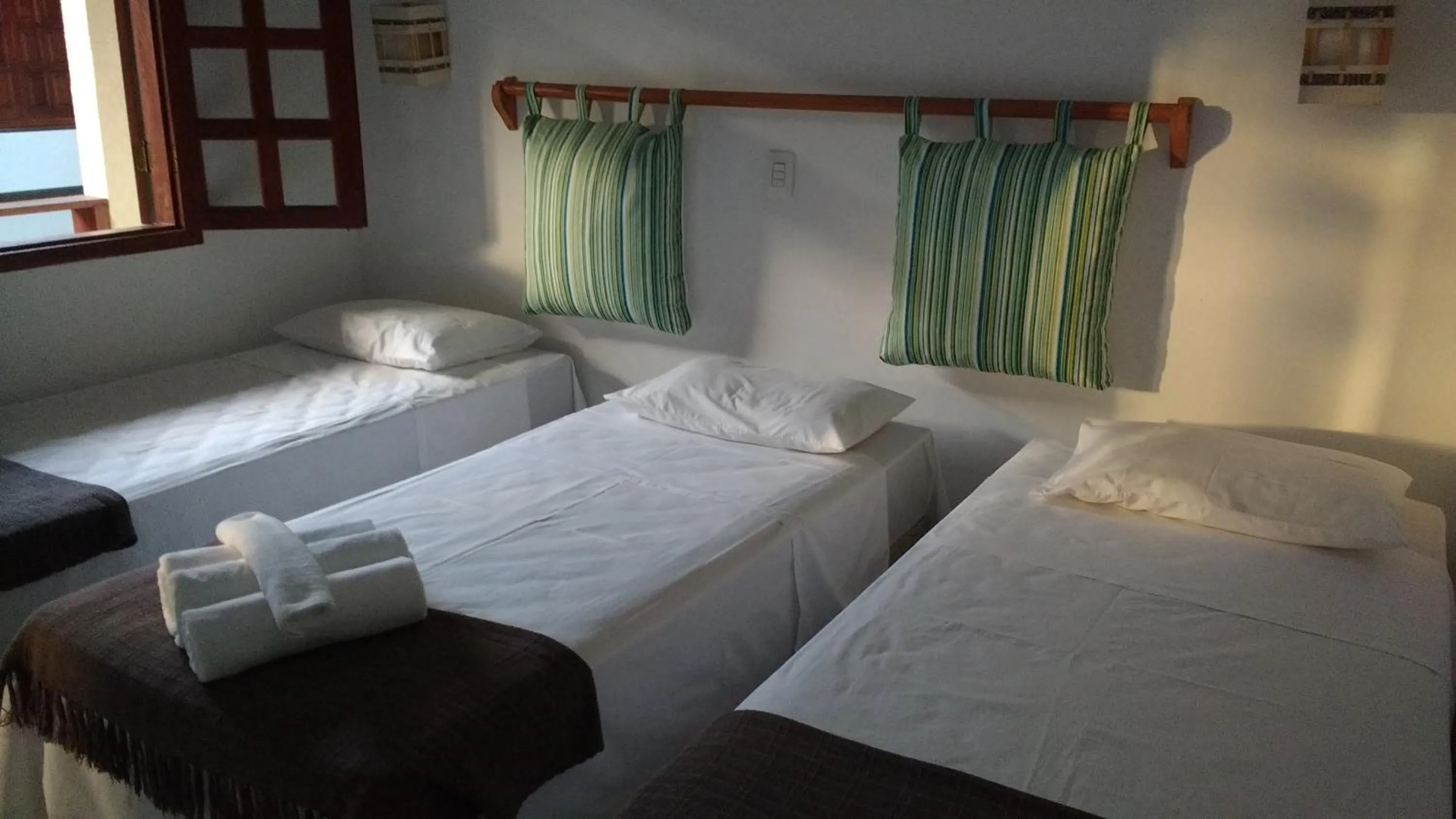 Photo of the whole room, Bed in Pousada Manhã Dourada