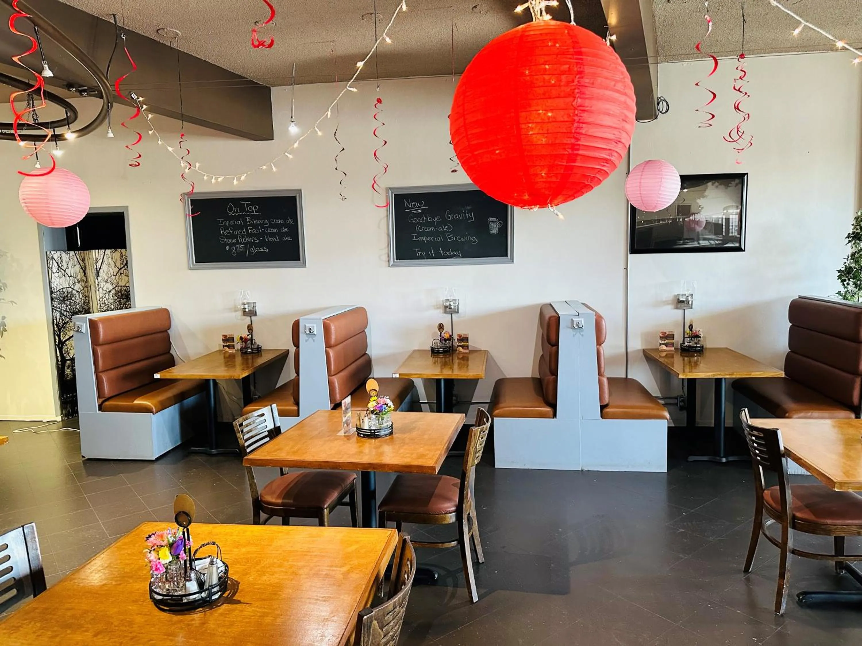 Restaurant/places to eat in Quality Inn