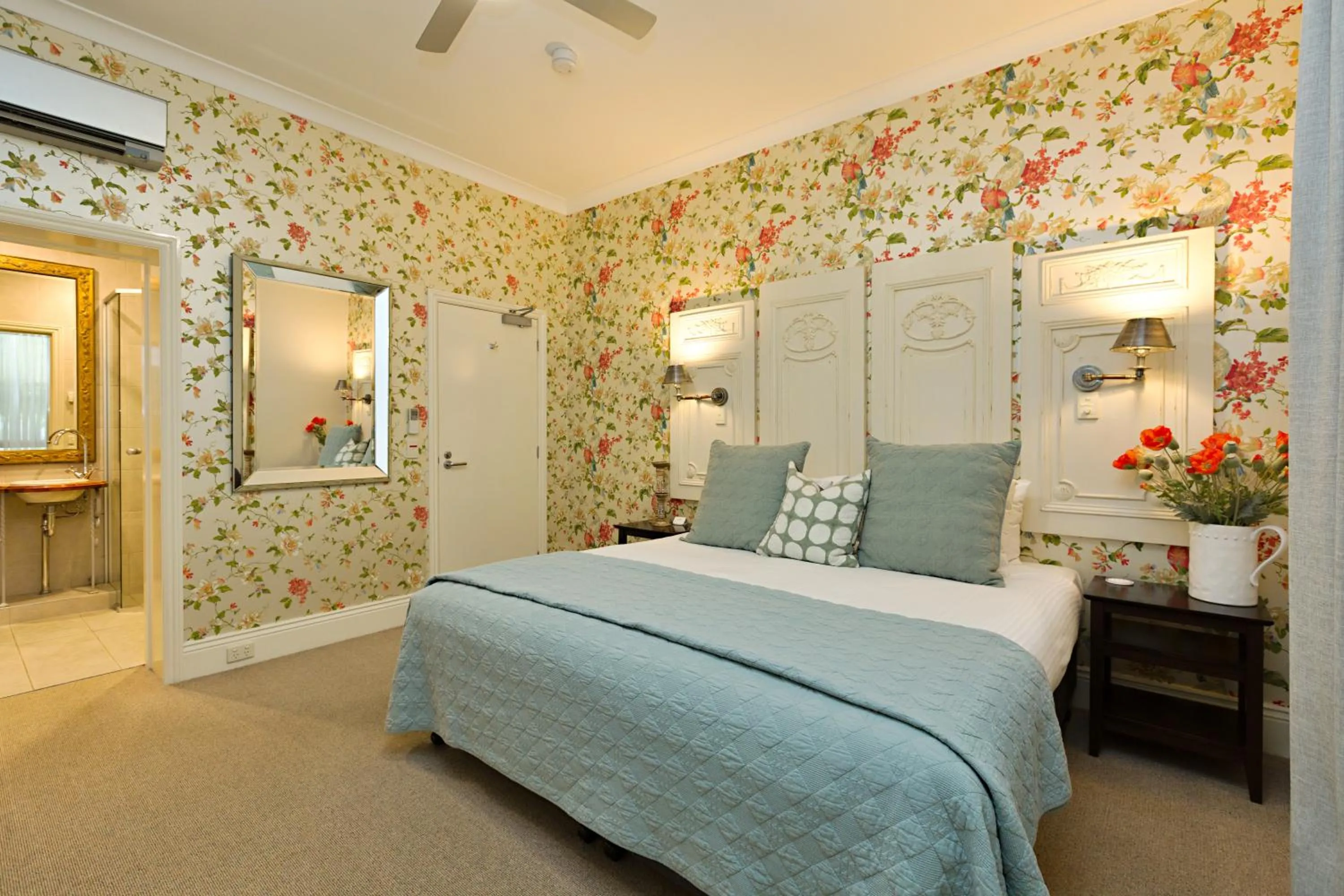 Bed in Twelve on Albert