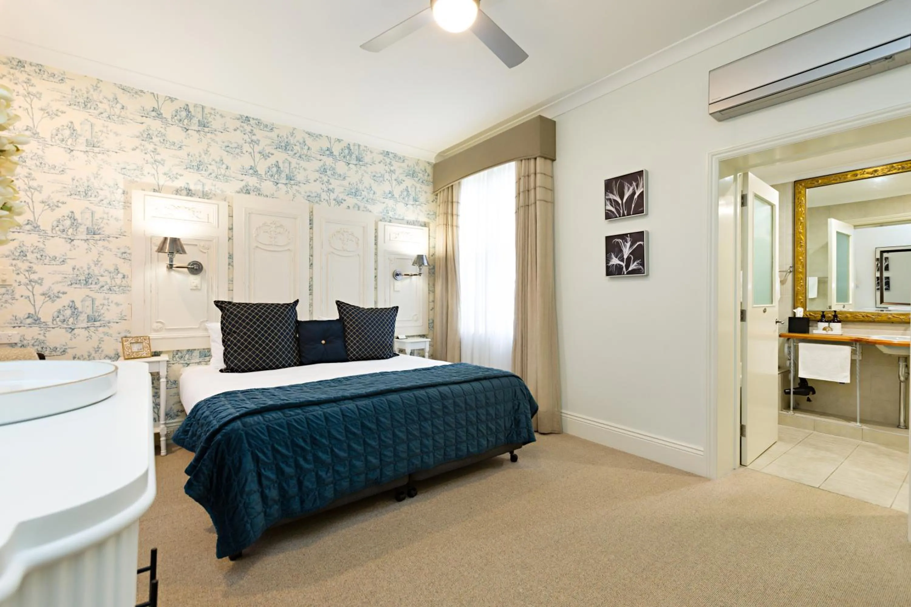 Bed in Twelve on Albert