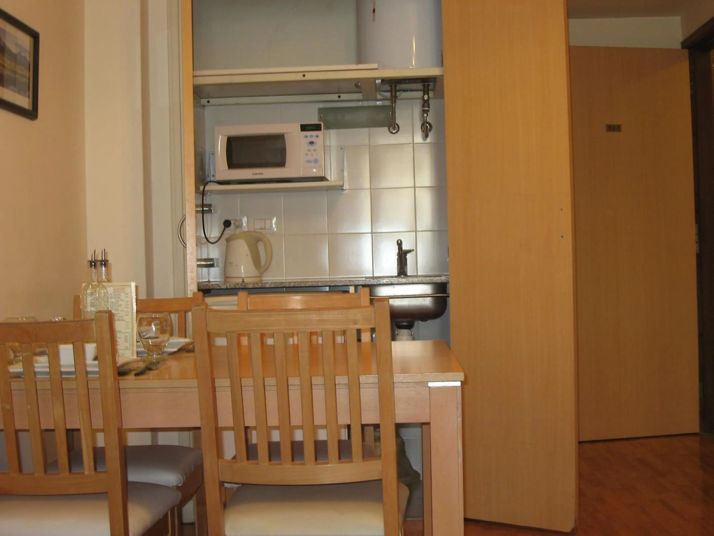 Kitchen or kitchenette in Apart San Diego Recoleta