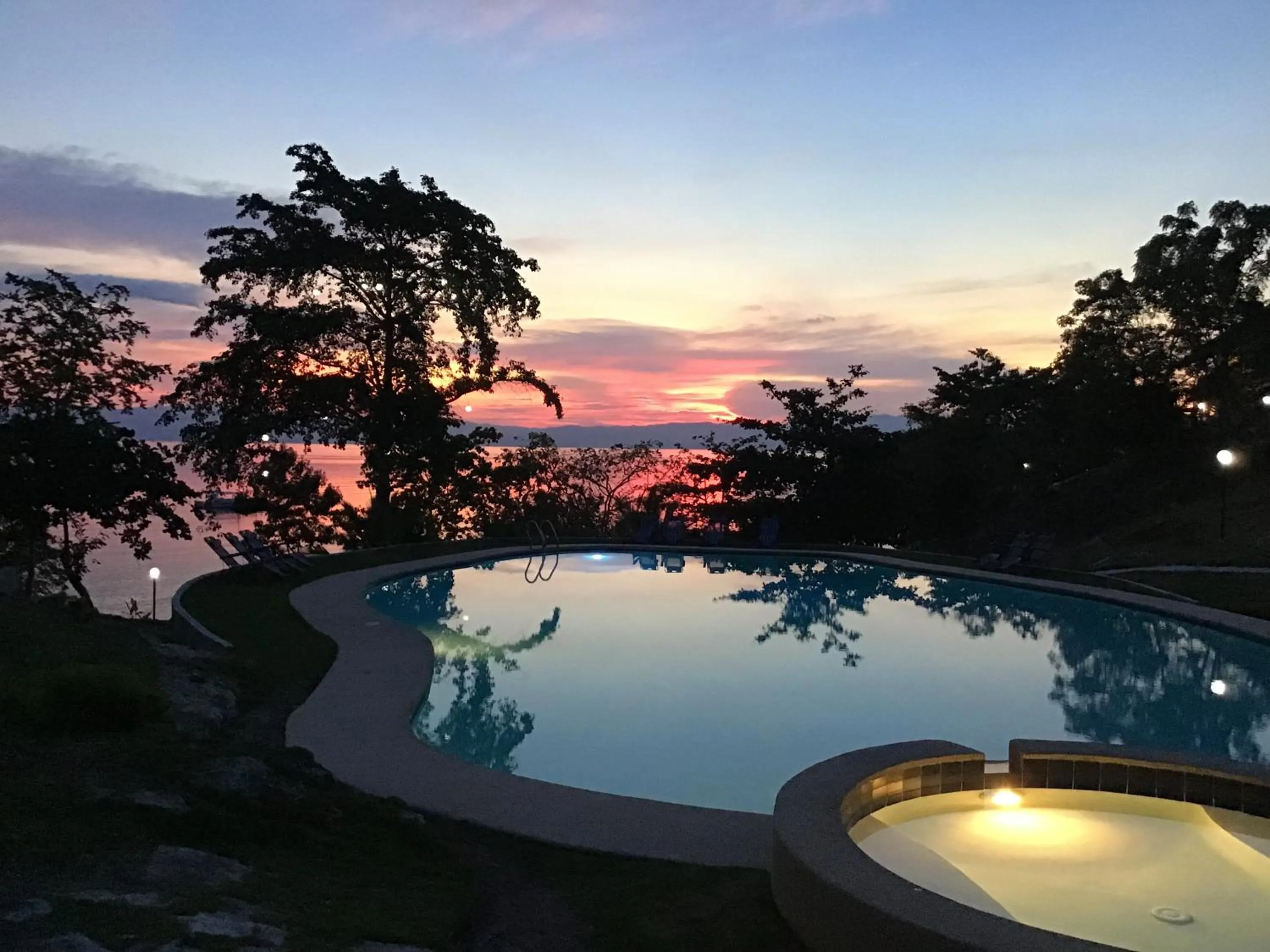 Swimming pool in Cuestas Beach Resort and Restaurant