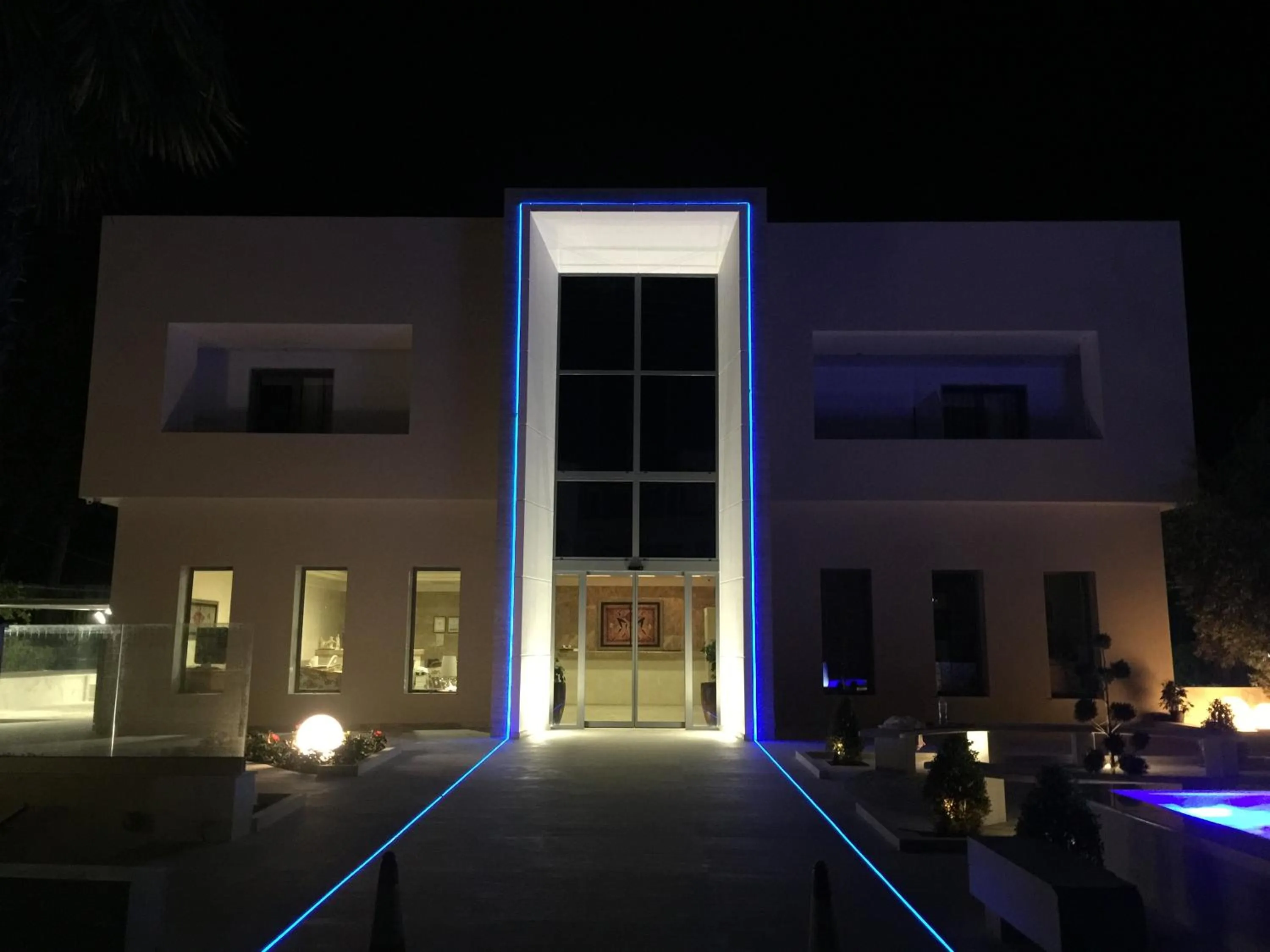 Property building in Naias