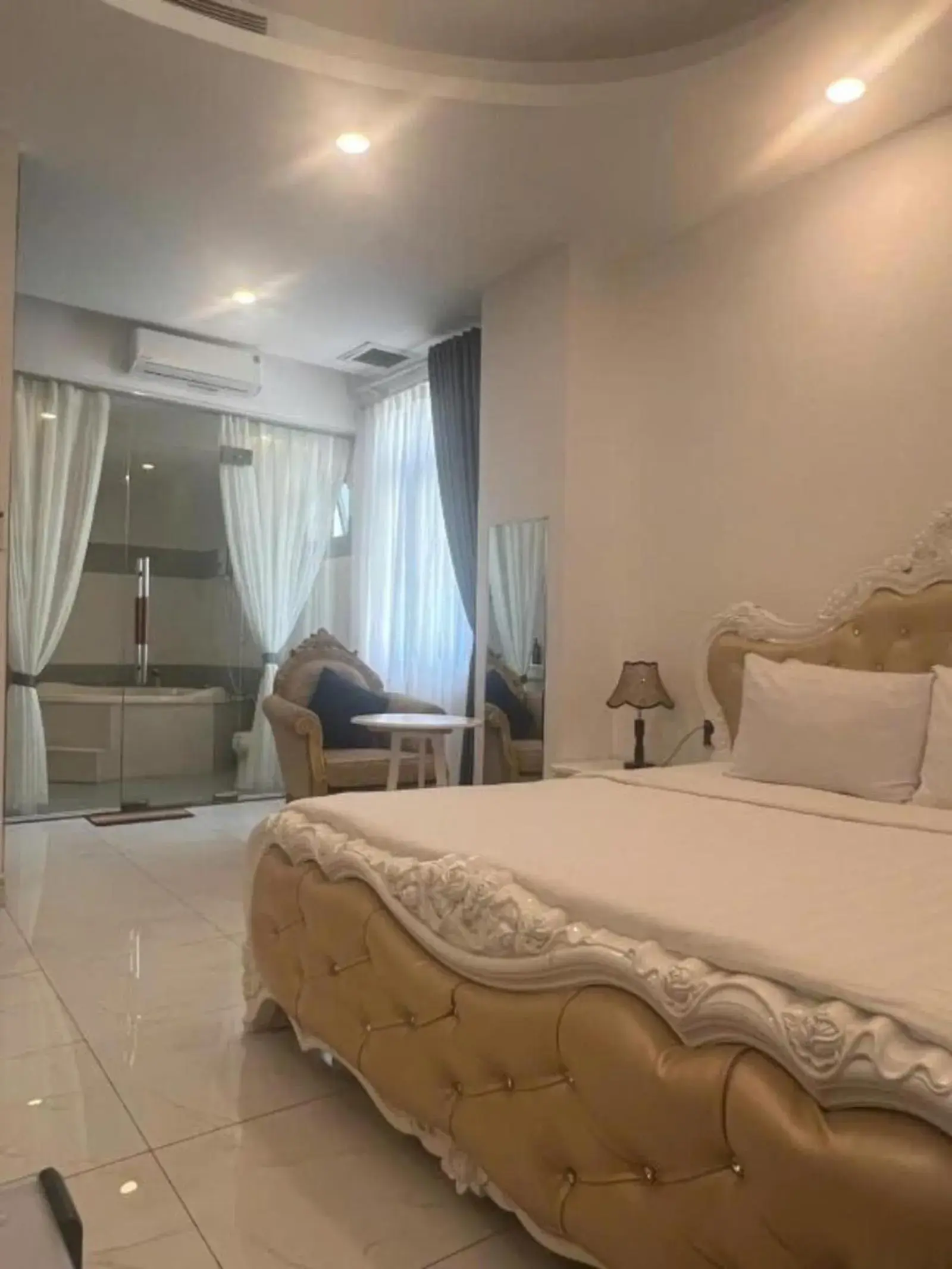 Bed in White Diamond Airport Hotel - TSN Bed in White Diamond Airport Hotel - TSN