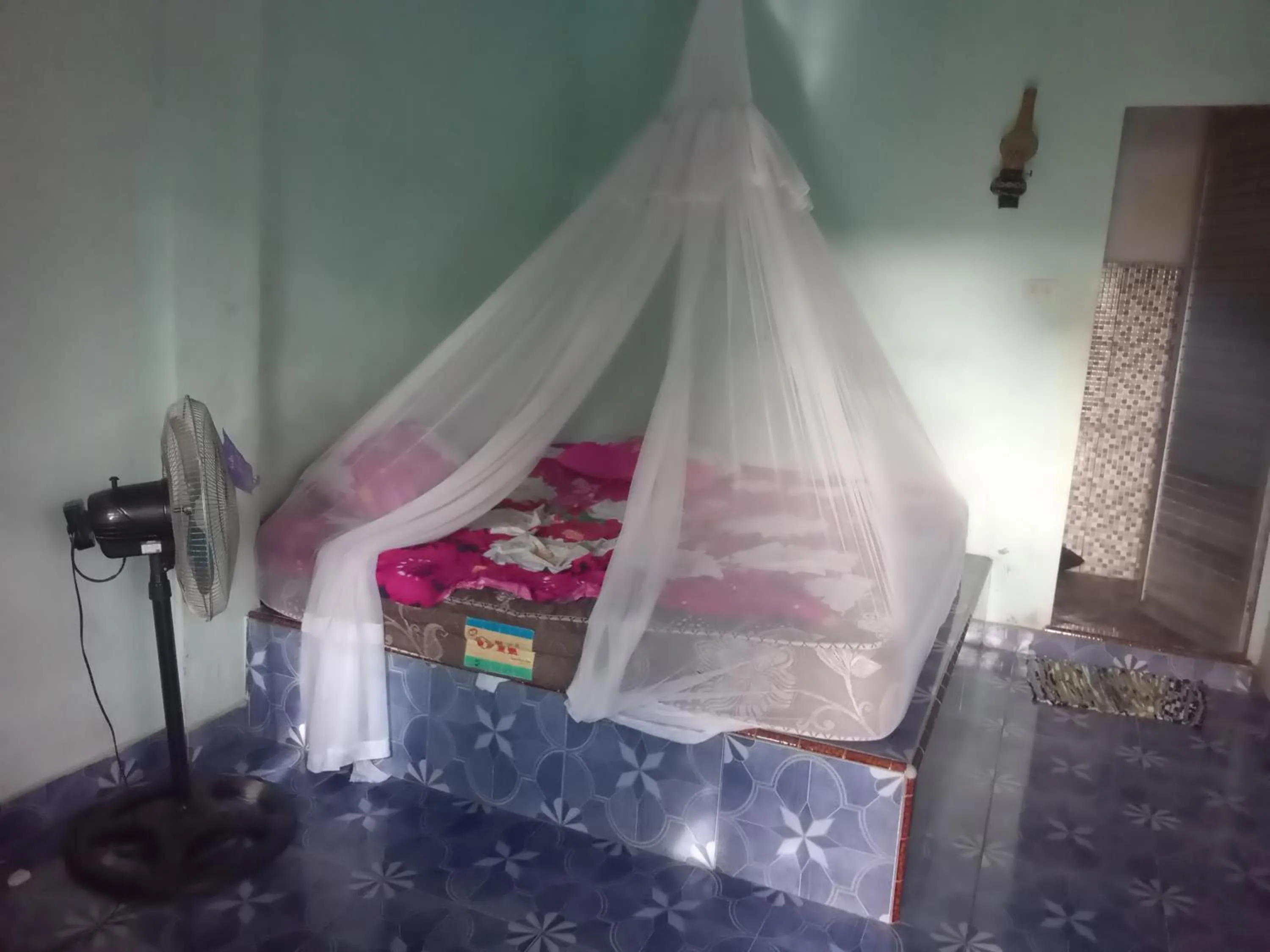 Bed in Jungle Trekking & Jungle Tour only stay here if you are and you must booking jungle trekking with us