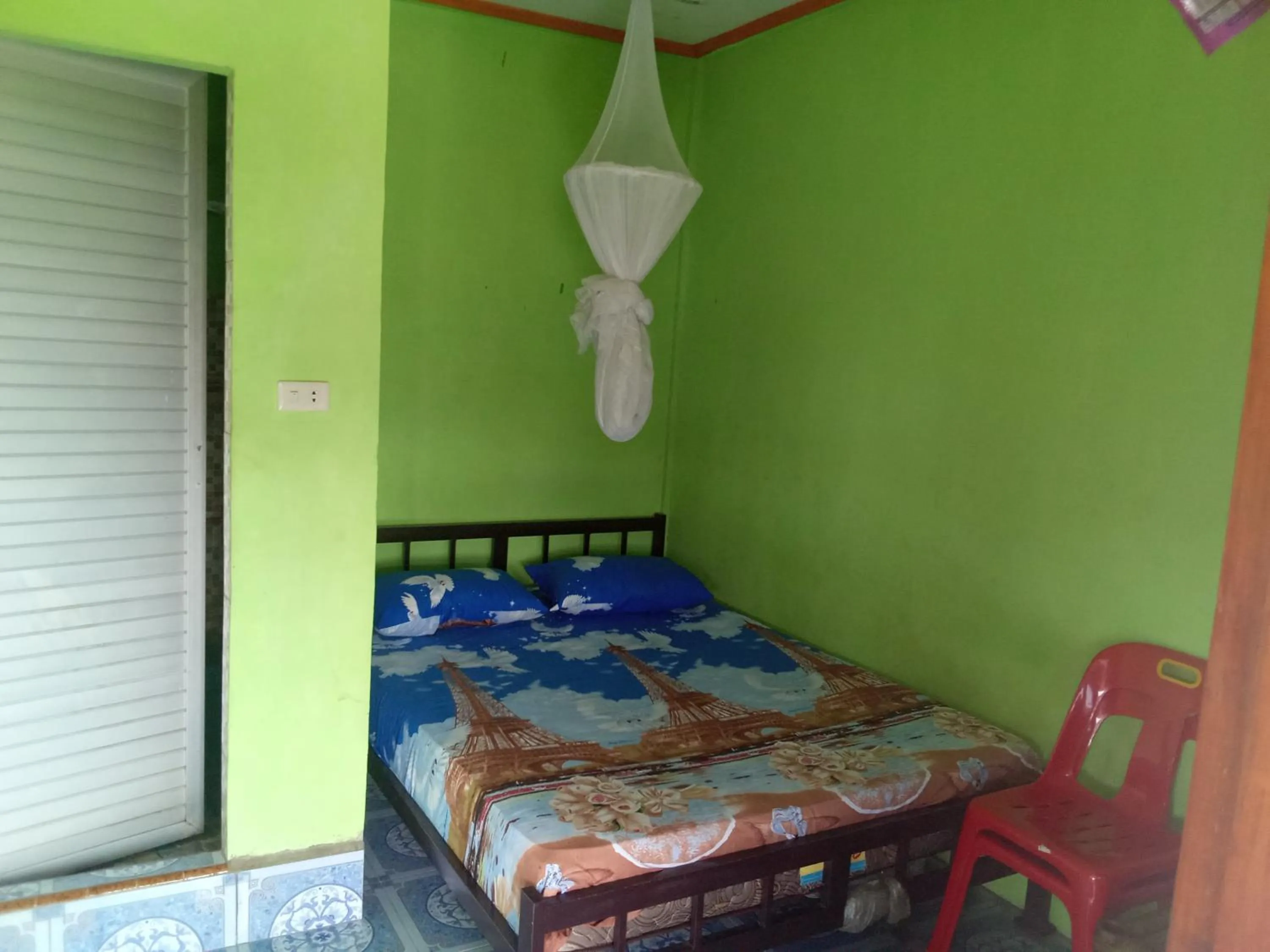 Bed in Jungle Trekking & Jungle Tour only stay here if you are and you must booking jungle trekking with us