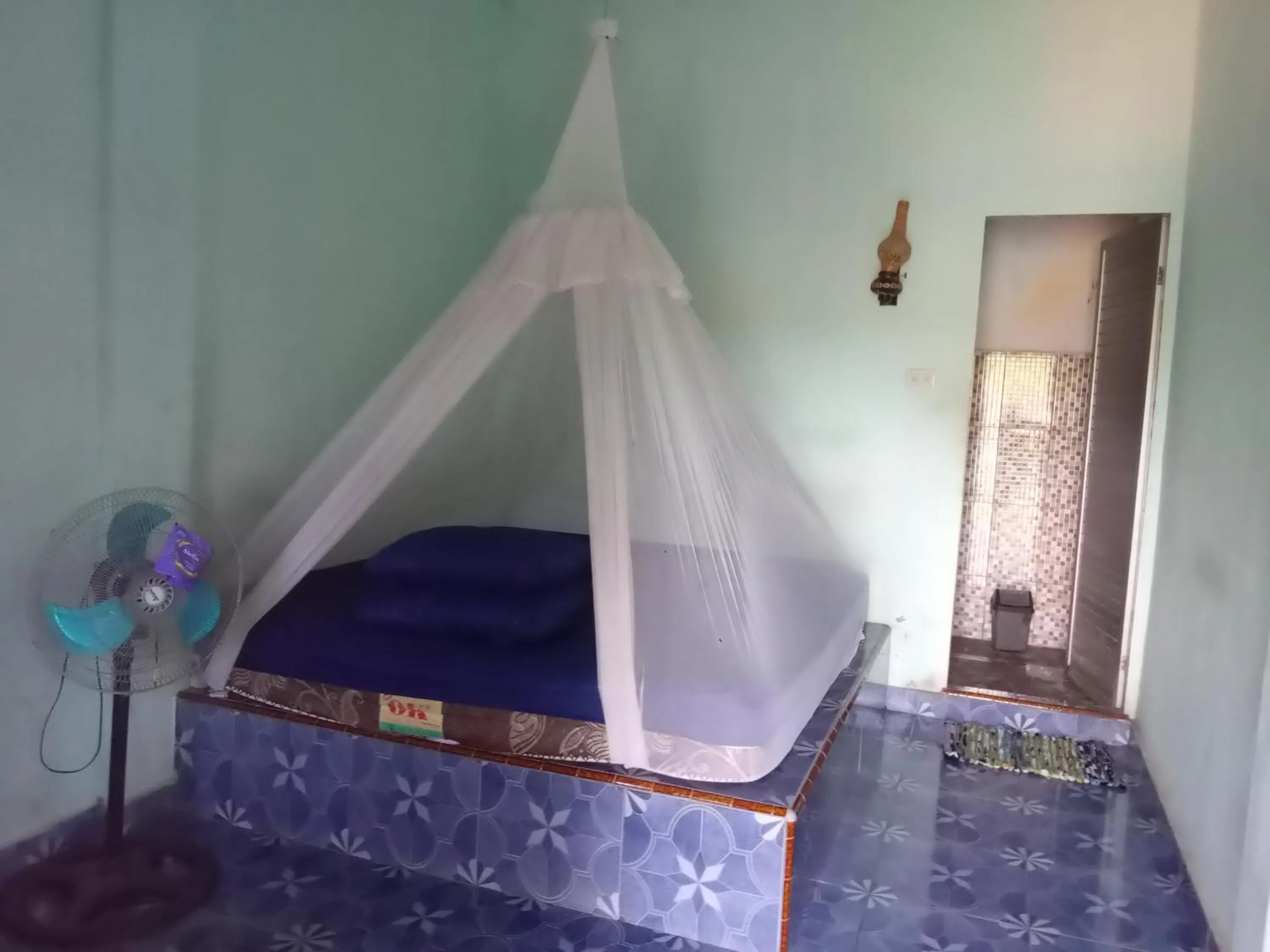Bed in Jungle Trekking & Jungle Tour only stay here if you are and you must booking jungle trekking with us