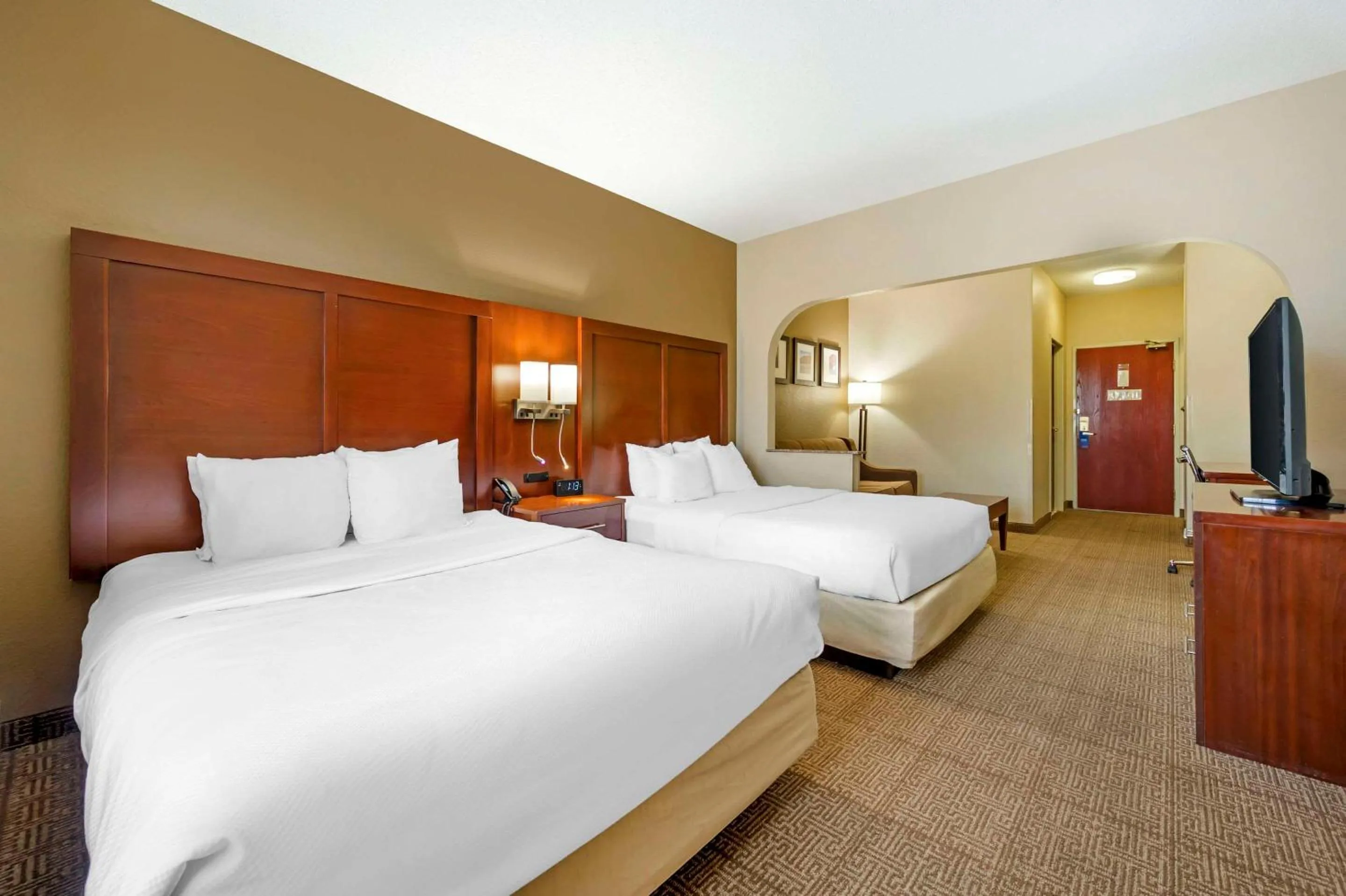 Bedroom, Bed in Comfort Suites Castle Rock - Denver South