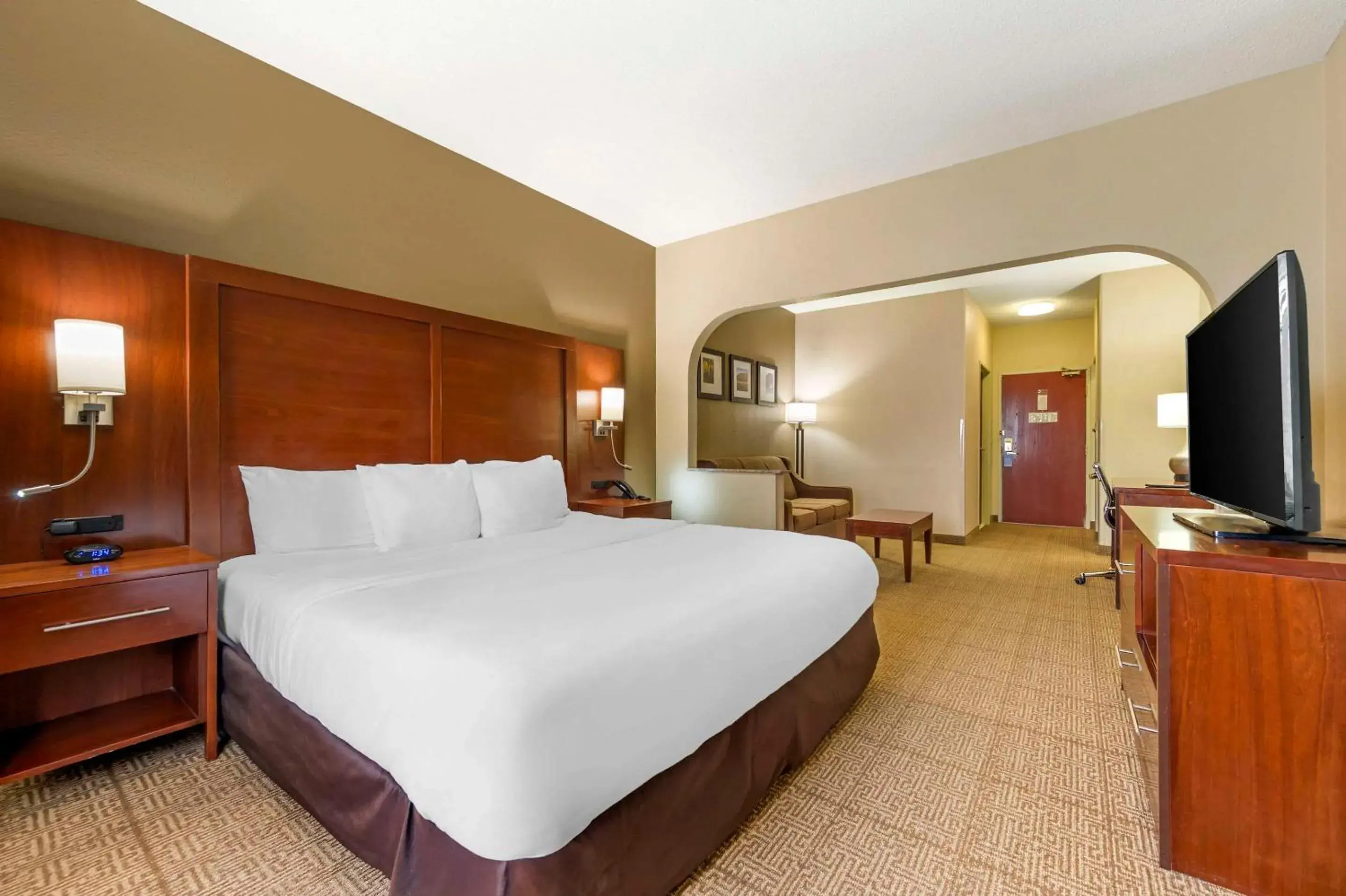 Bedroom, Bed in Comfort Suites Castle Rock - Denver South Bedroom, Bed in Comfort Suites Castle Rock - Denver South