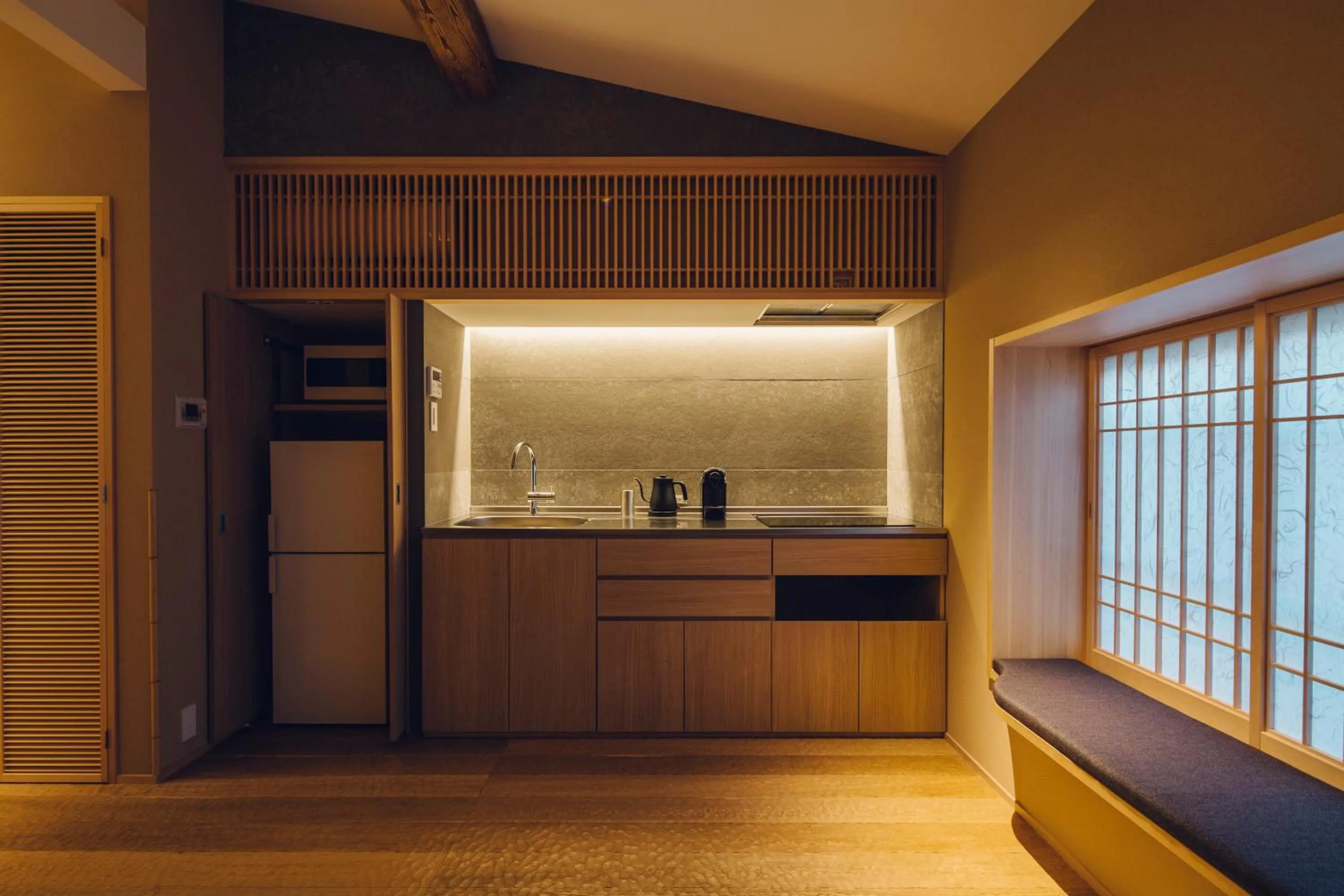 Kitchen or kitchenette in Asahi House Kyoto Dog Friendly