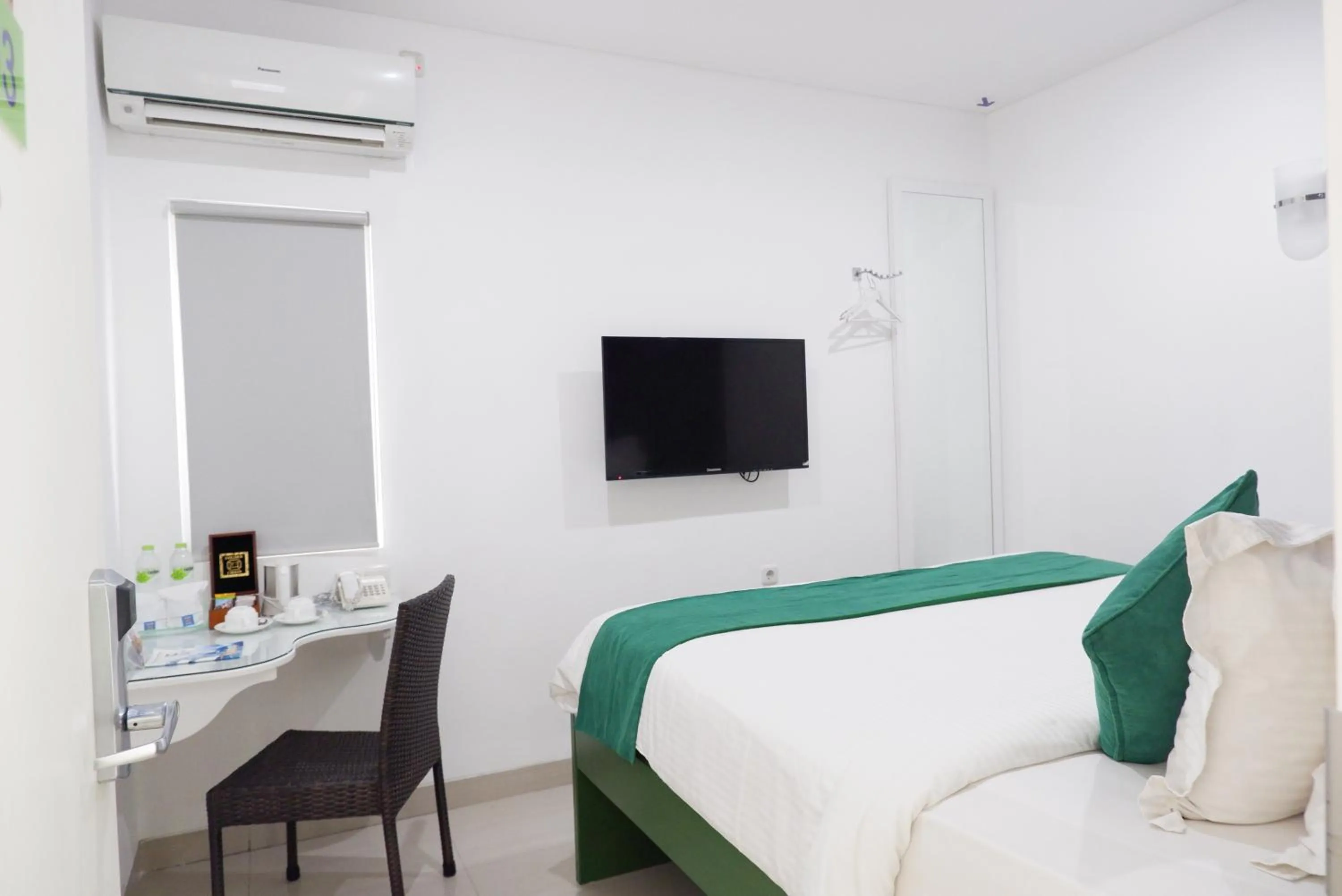 TV and multimedia, Bed in Ara Inn Bed And Breakfast by ecommerceloka