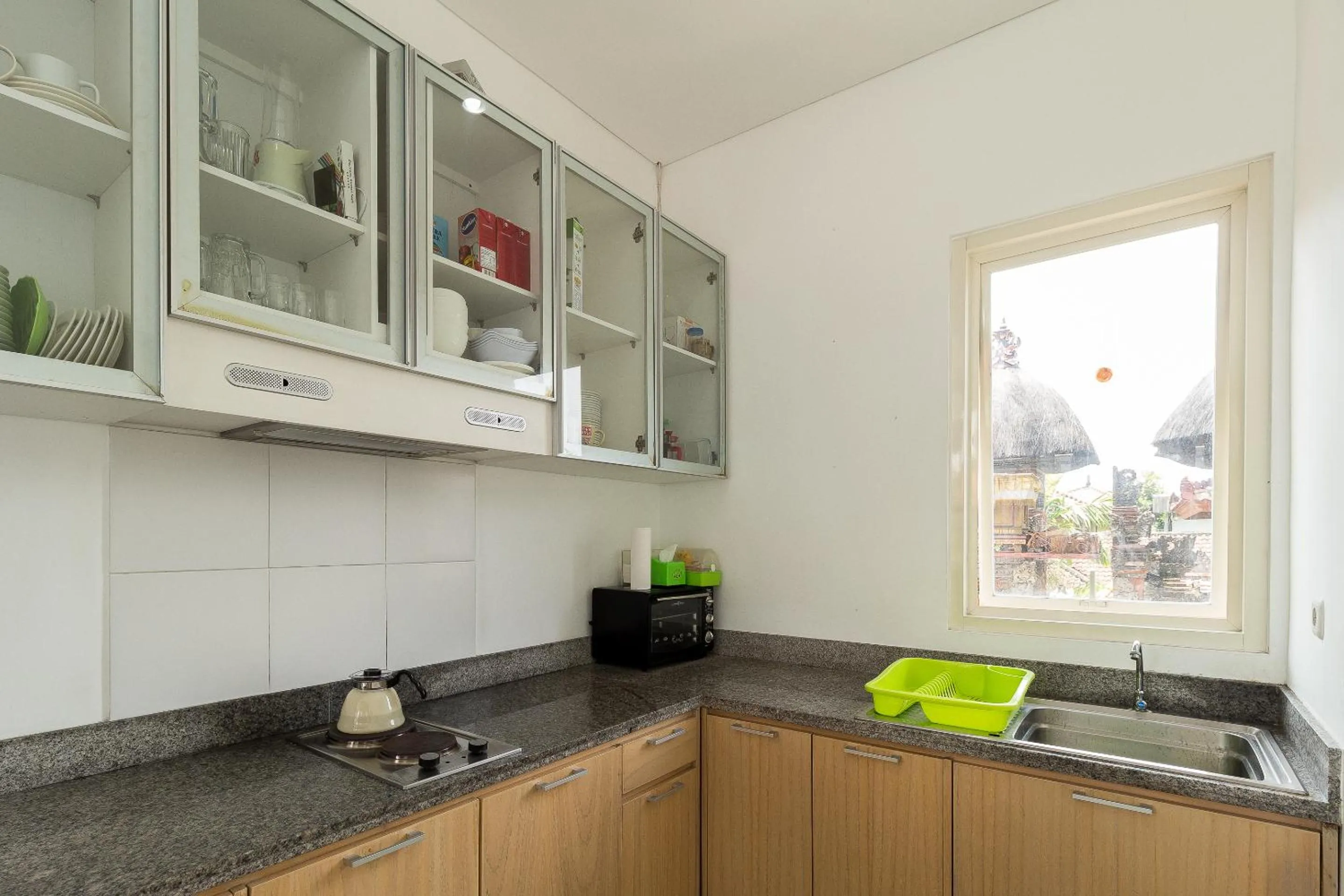 Kitchen or kitchenette in Ara Inn Bed And Breakfast by ecommerceloka