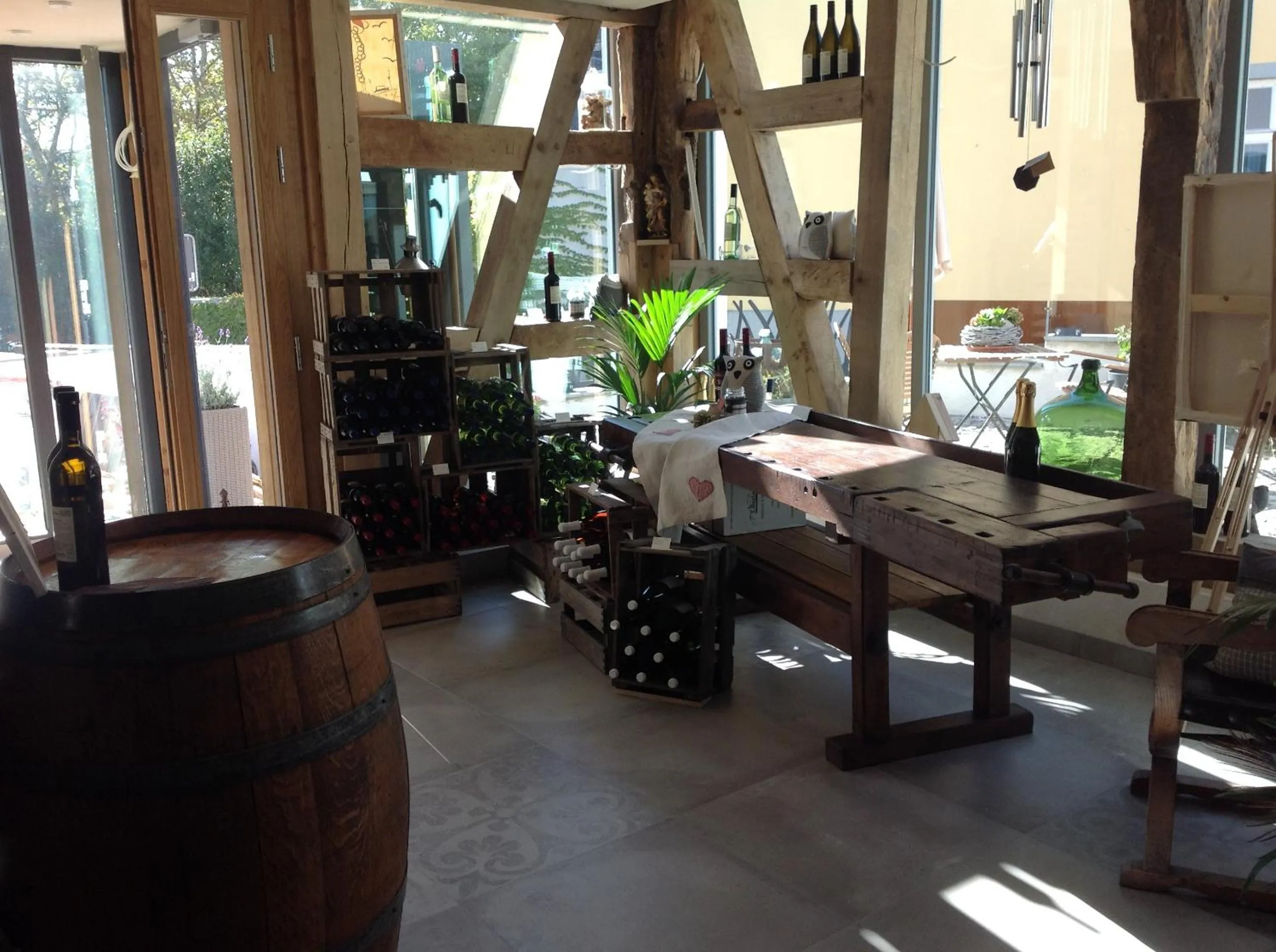 On-site shops in Schmuckkästle am Hafen