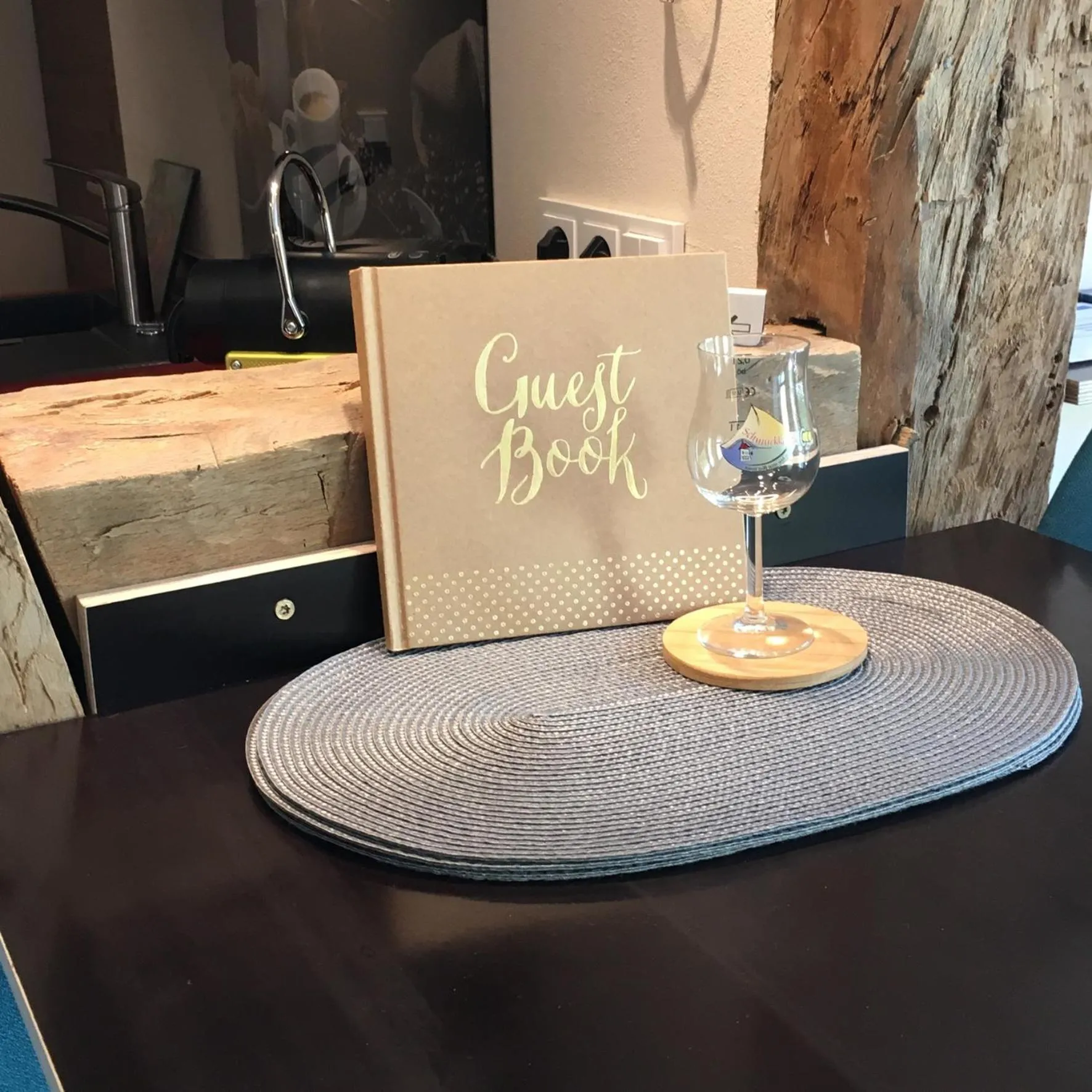 Decorative detail in Schmuckkästle am Hafen